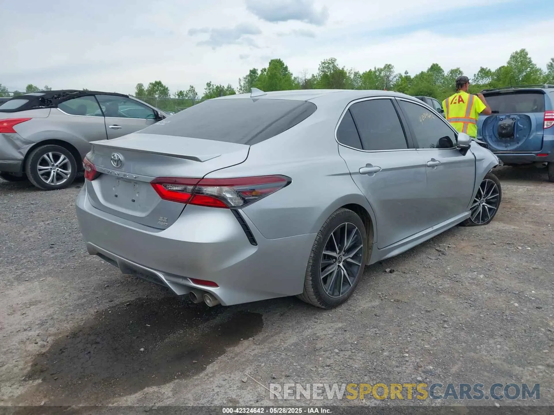 4 Фотография поврежденного автомобиля 4T1G11BK4PU089652 TOYOTA CAMRY 2023