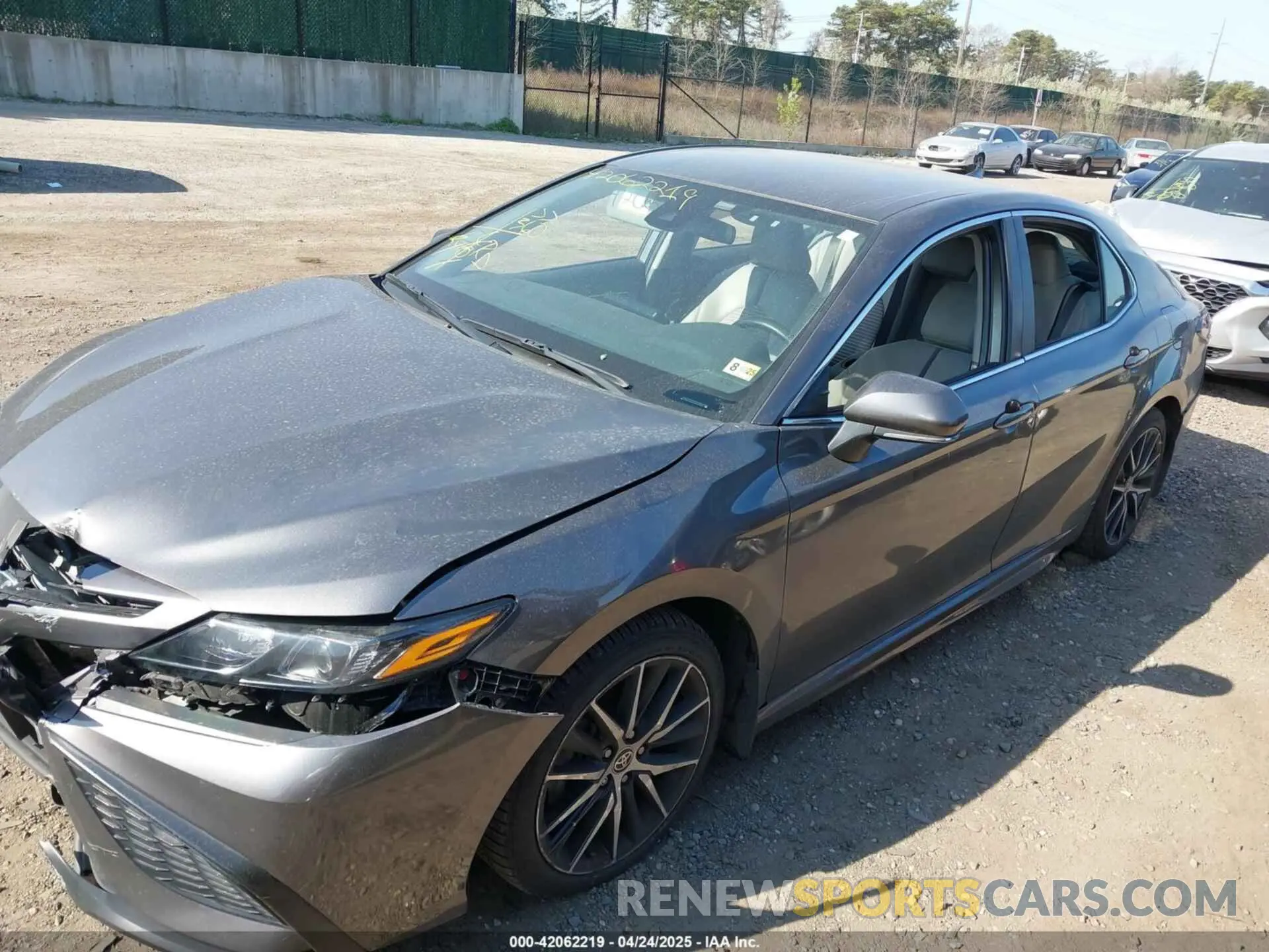 14 Фотография поврежденного автомобиля 4T1G11BK6PU096991 TOYOTA CAMRY 2023