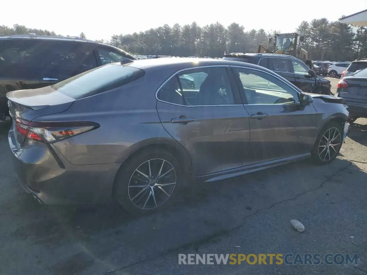 3 Photograph of a damaged car 4T1G11BK7PU091735 TOYOTA CAMRY 2023