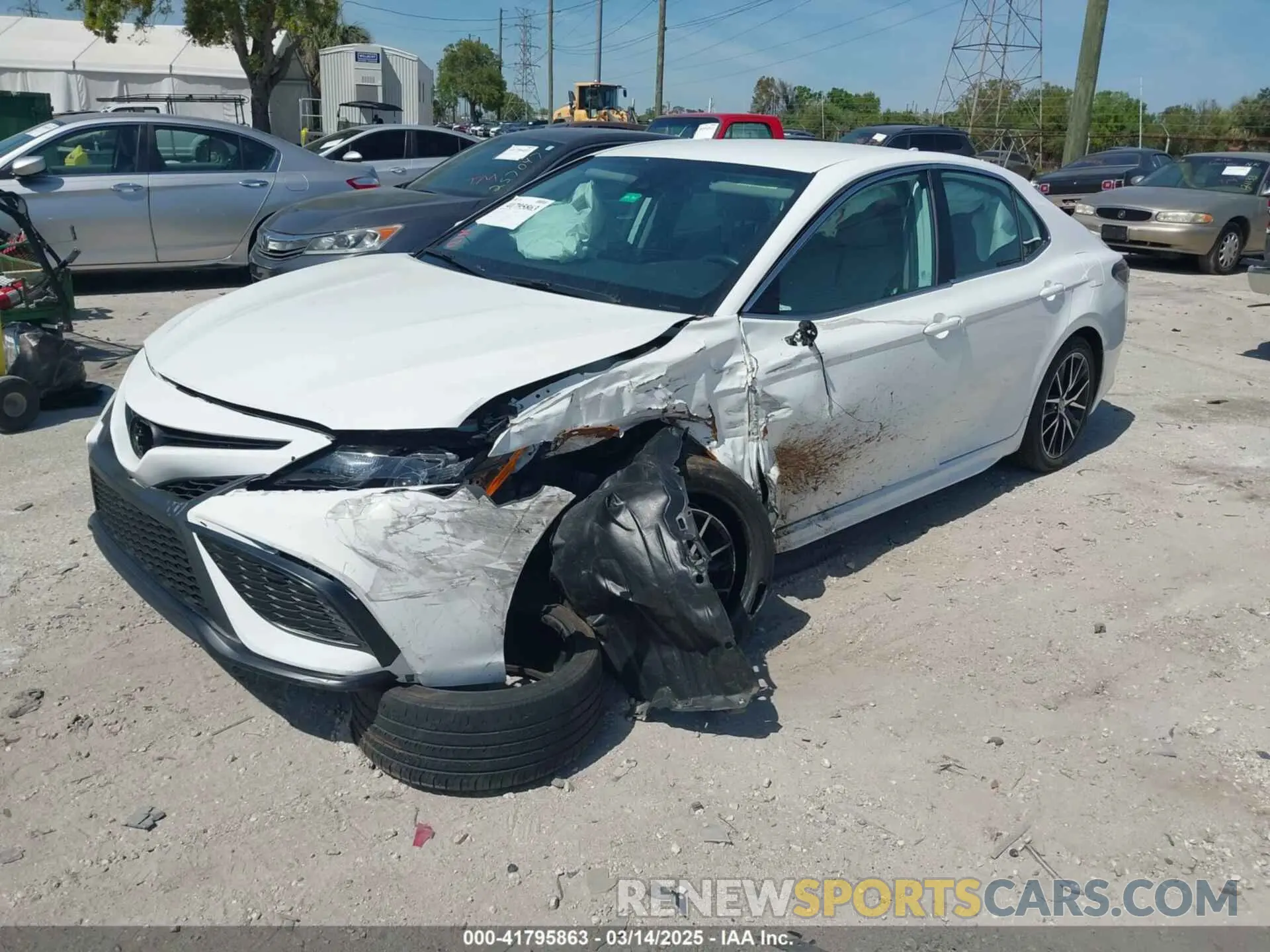 2 Фотография поврежденного автомобиля 4T1G11BK7PU097308 TOYOTA CAMRY 2023