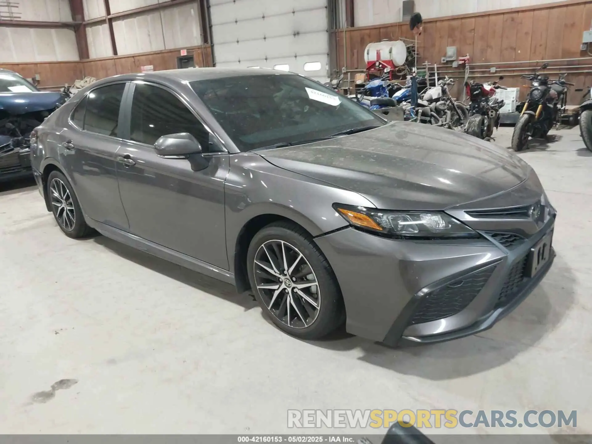 1 Фотография поврежденного автомобиля 4T1G11BK8PU100569 TOYOTA CAMRY 2023