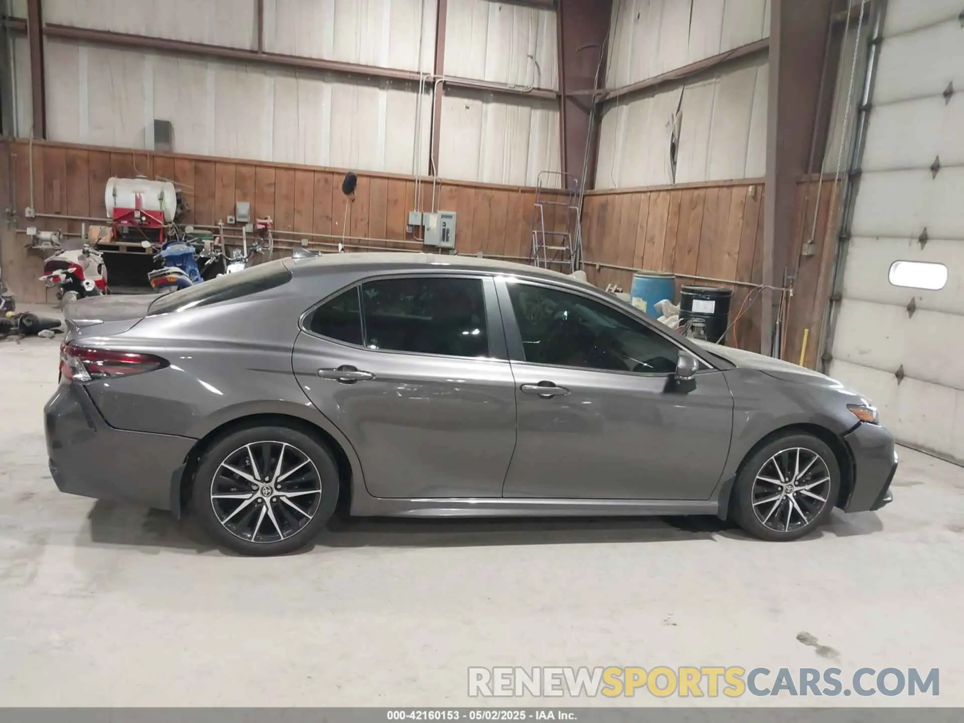 13 Фотография поврежденного автомобиля 4T1G11BK8PU100569 TOYOTA CAMRY 2023