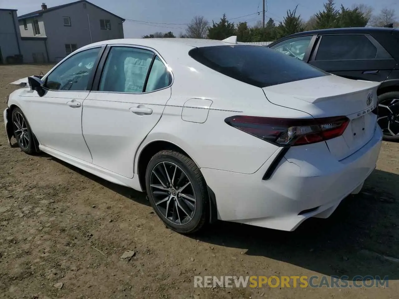 2 Фотография поврежденного автомобиля 4T1G11BK8PU106517 TOYOTA CAMRY 2023