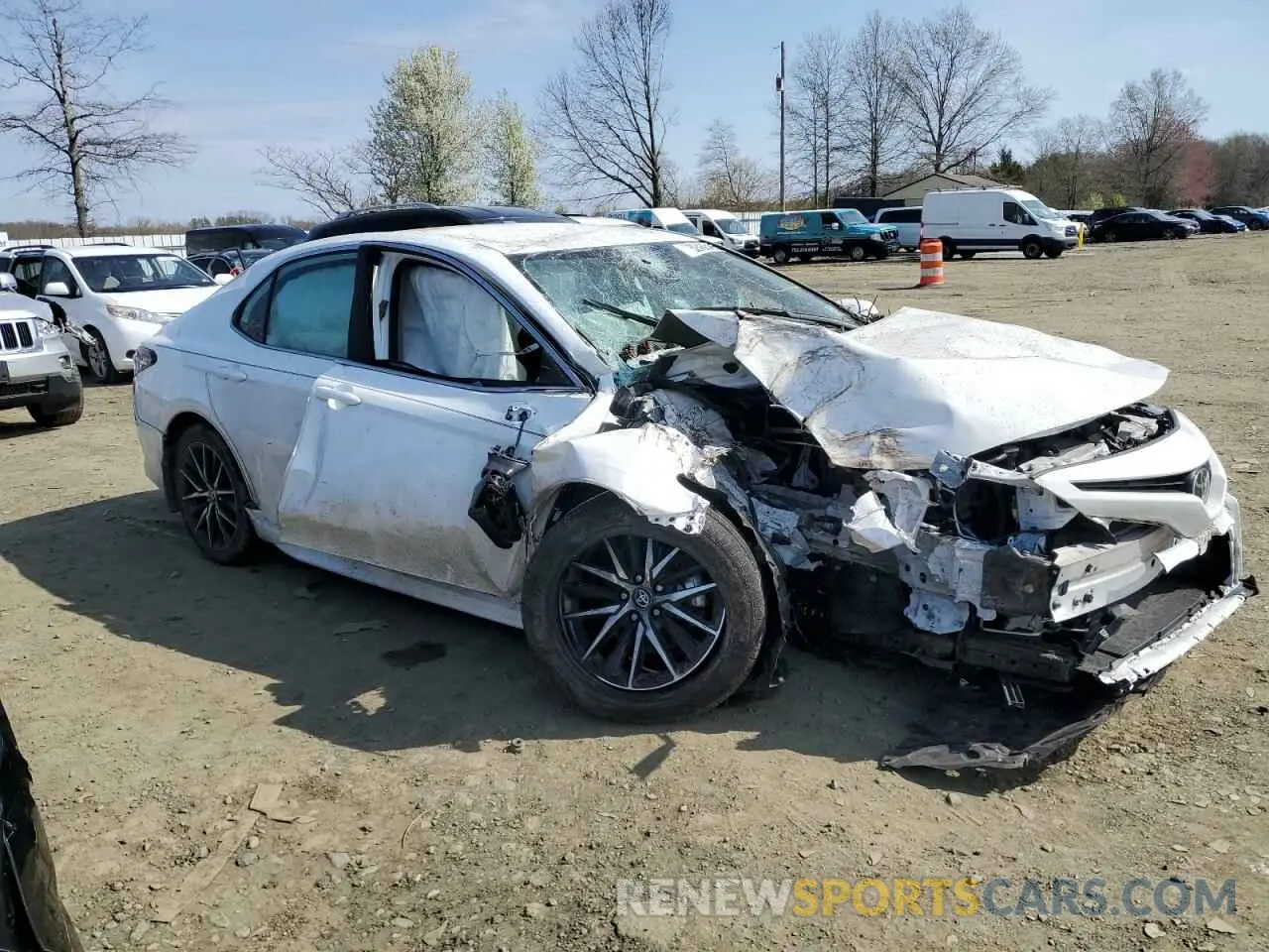 4 Фотография поврежденного автомобиля 4T1G11BK8PU106517 TOYOTA CAMRY 2023
