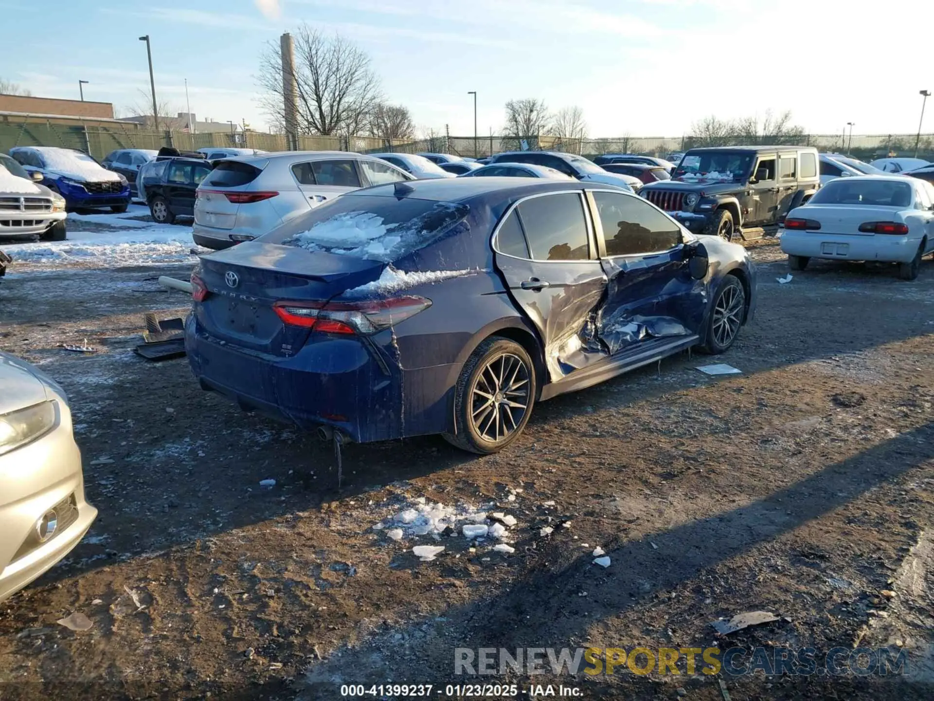 4 Photograph of a damaged car 4T1G11BK9PU090215 TOYOTA CAMRY 2023