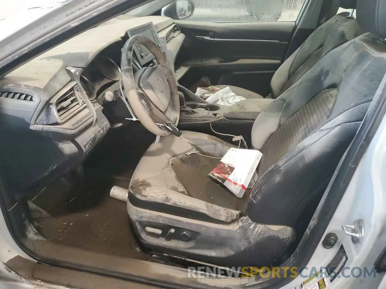 7 Photograph of a damaged car 4T1G11BK9PU092336 TOYOTA CAMRY 2023