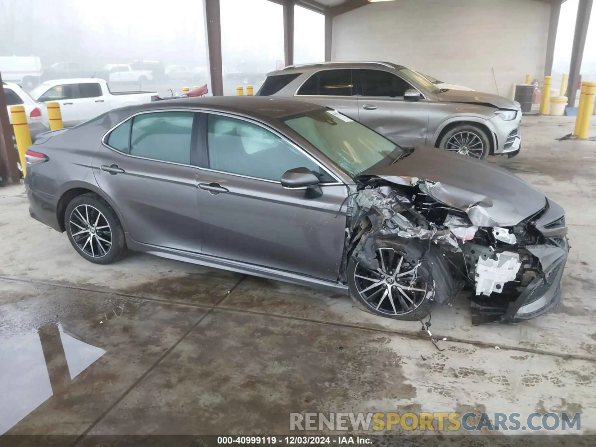 14 Фотография поврежденного автомобиля 4T1G11BK9PU105053 TOYOTA CAMRY 2023
