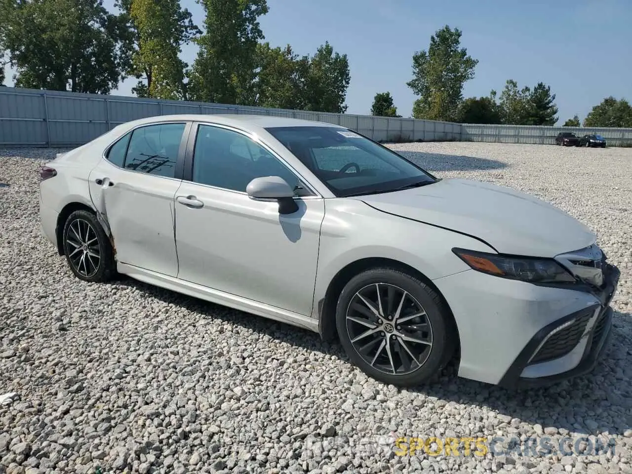 4 Фотография поврежденного автомобиля 4T1G31AK4PU058803 TOYOTA CAMRY 2023