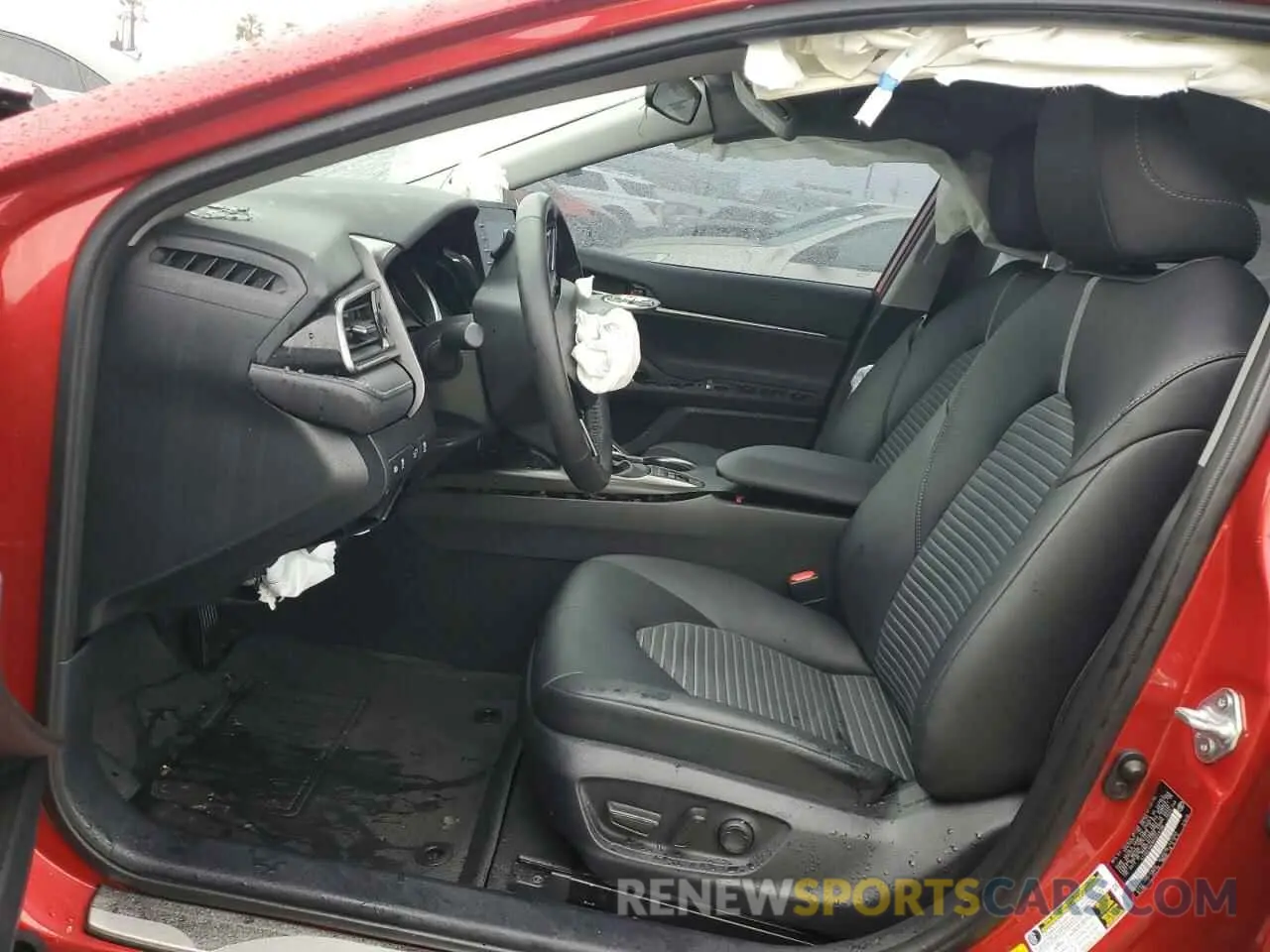 7 Photograph of a damaged car 4T1G31AK8PU049196 TOYOTA CAMRY 2023