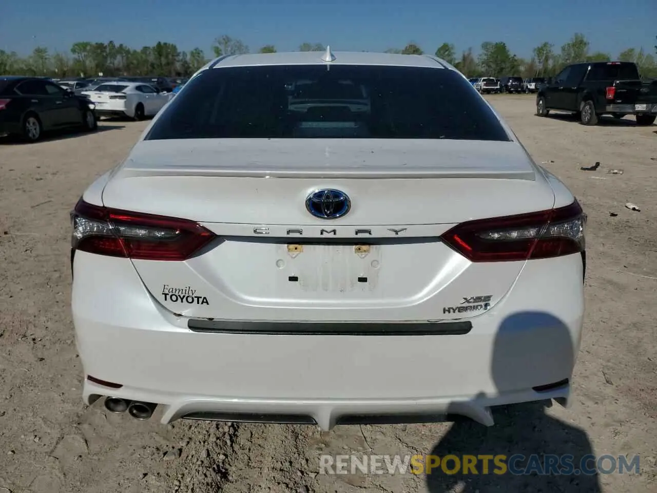 6 Photograph of a damaged car 4T1K31AK0PU602434 TOYOTA CAMRY 2023