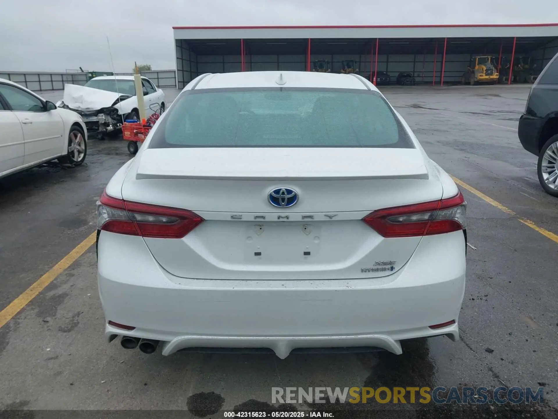 16 Фотография поврежденного автомобиля 4T1K31AK1PU603690 TOYOTA CAMRY 2023