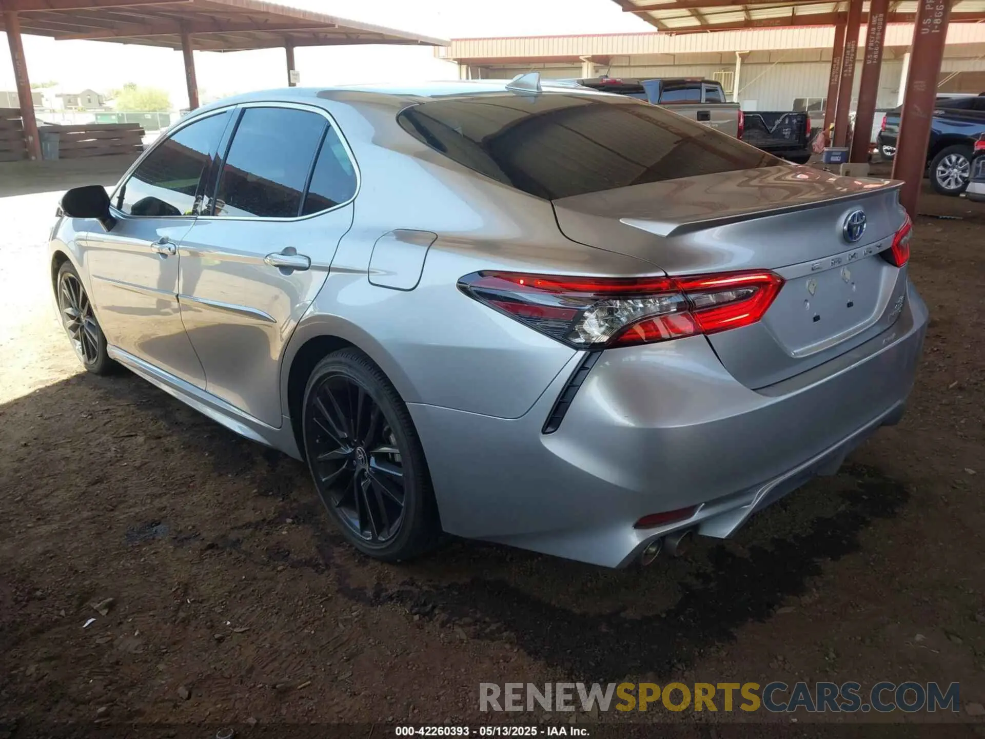 3 Фотография поврежденного автомобиля 4T1K31AKXPU602716 TOYOTA CAMRY 2023