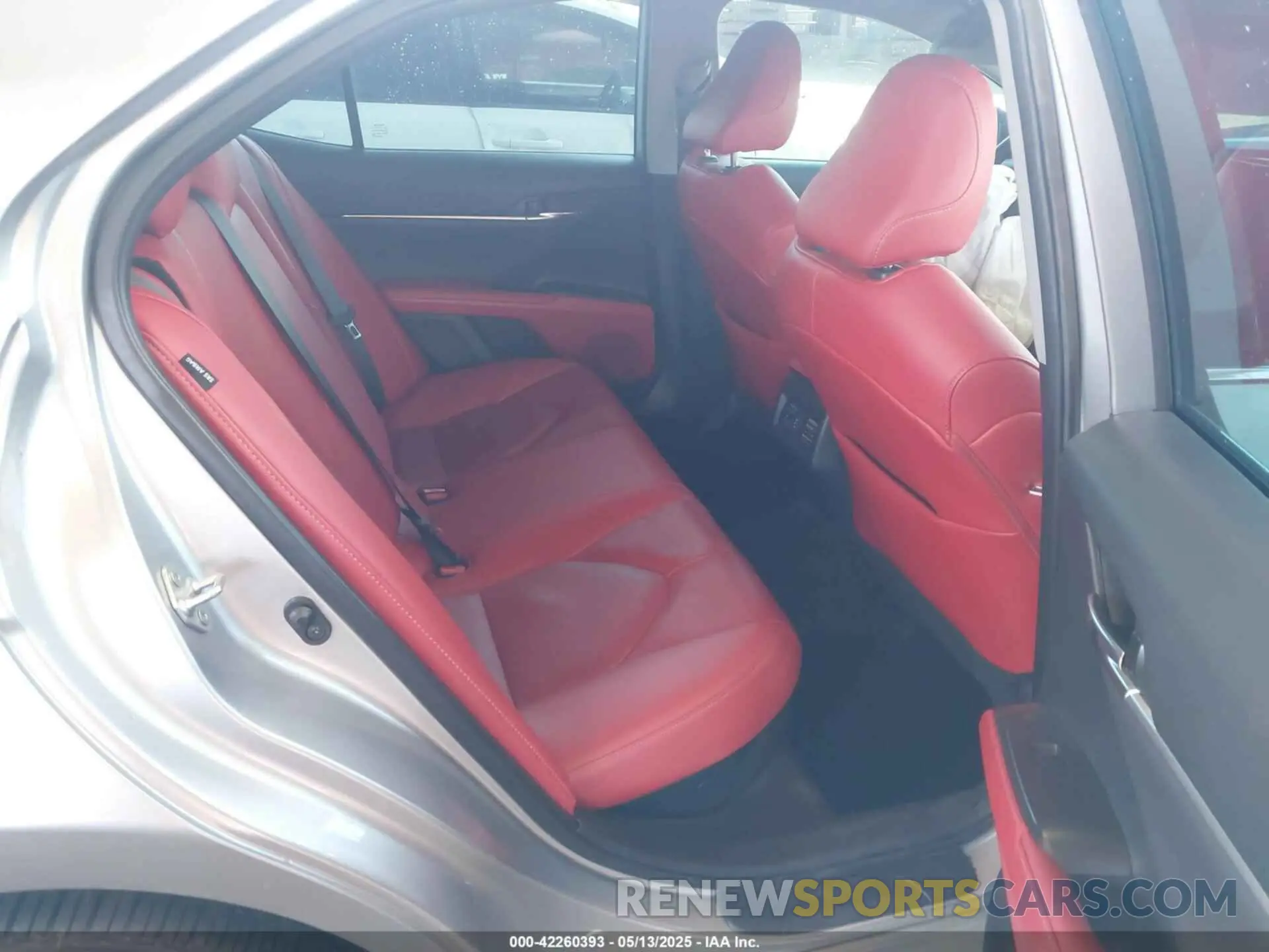 8 Фотография поврежденного автомобиля 4T1K31AKXPU602716 TOYOTA CAMRY 2023