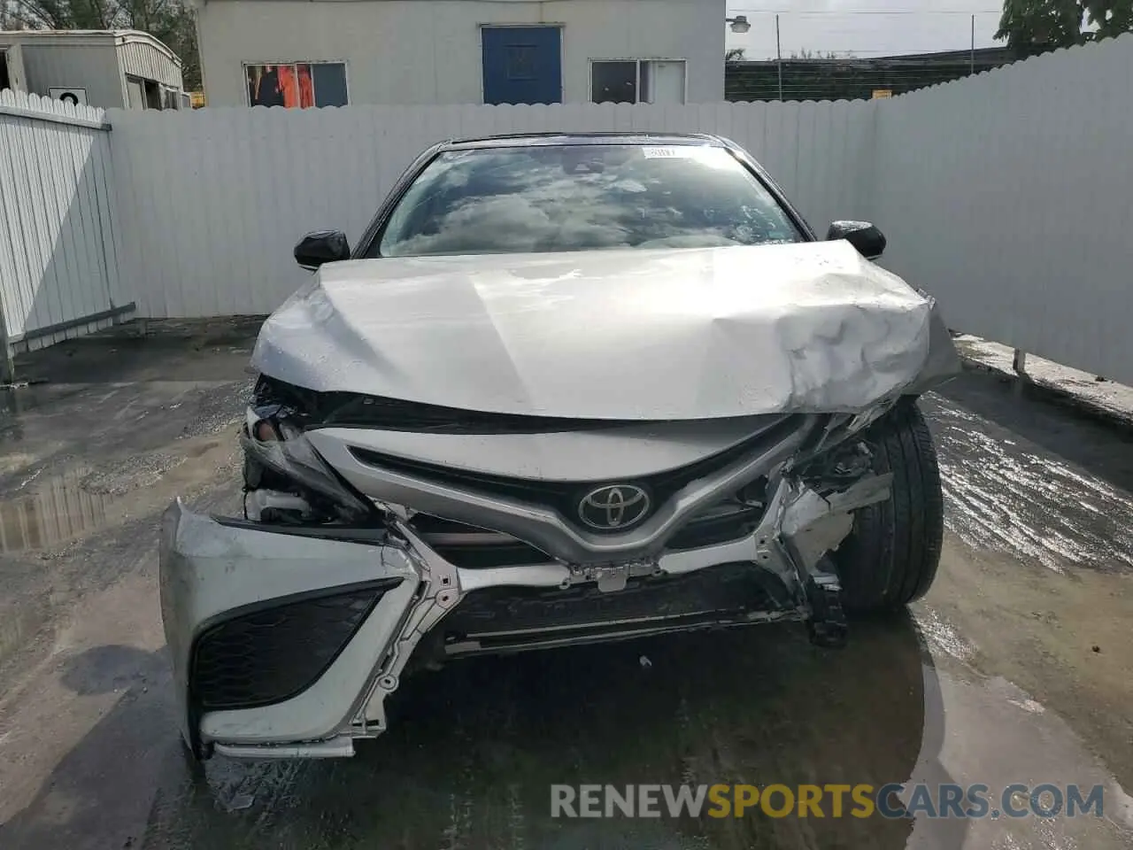 5 Photograph of a damaged car 4T1K61AK0PU086373 TOYOTA CAMRY 2023