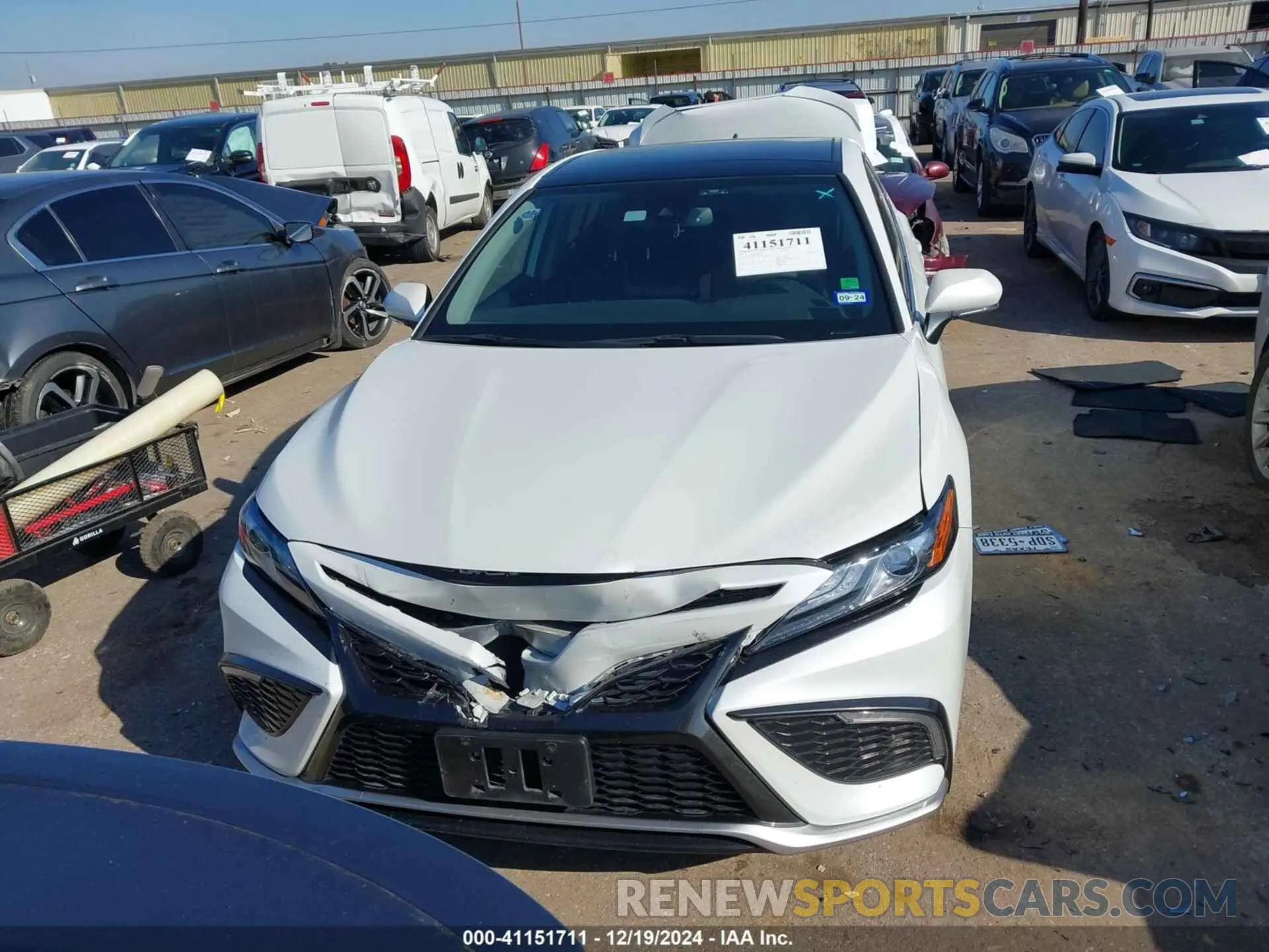 12 Фотография поврежденного автомобиля 4T1K61AK0PU087166 TOYOTA CAMRY 2023