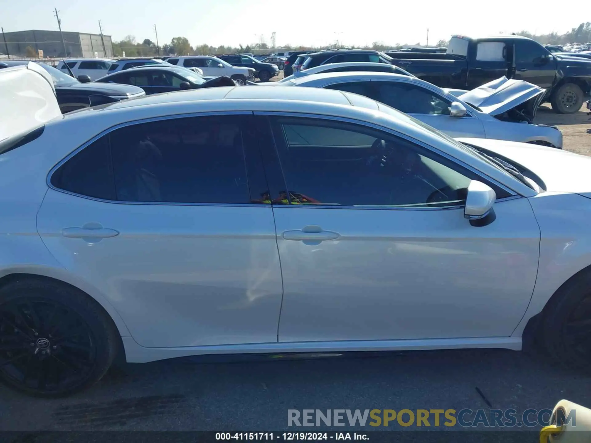 13 Фотография поврежденного автомобиля 4T1K61AK0PU087166 TOYOTA CAMRY 2023