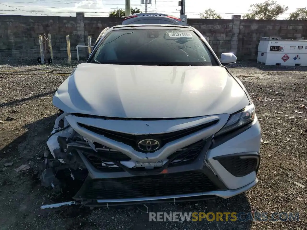 5 Photograph of a damaged car 4T1K61AK0PU136933 TOYOTA CAMRY 2023