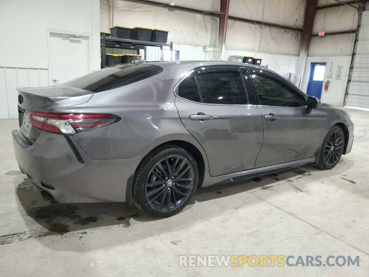 3 Photograph of a damaged car 4T1K61AK0PU725562 TOYOTA CAMRY 2023