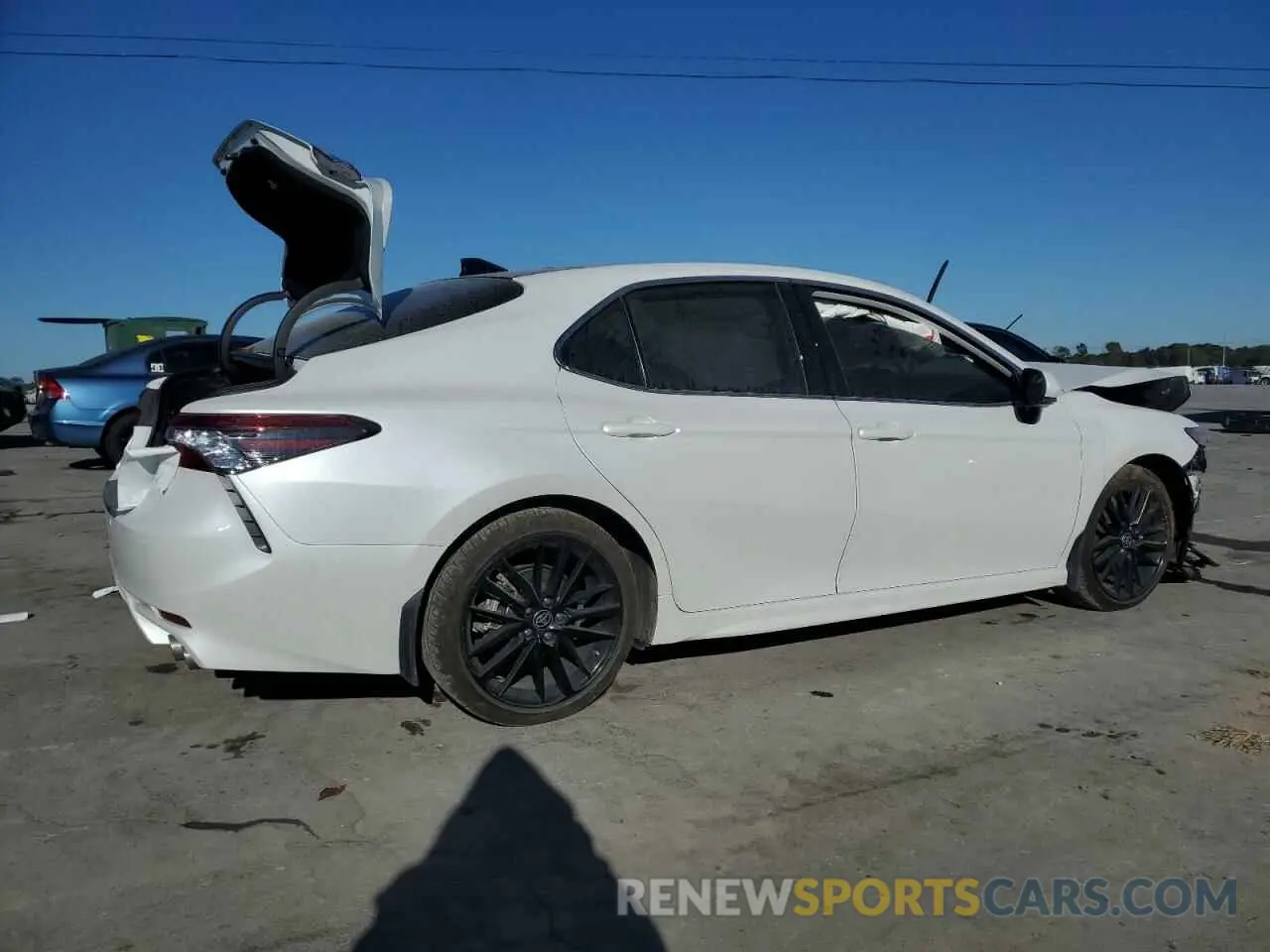 3 Photograph of a damaged car 4T1K61AK0PU757198 TOYOTA CAMRY 2023