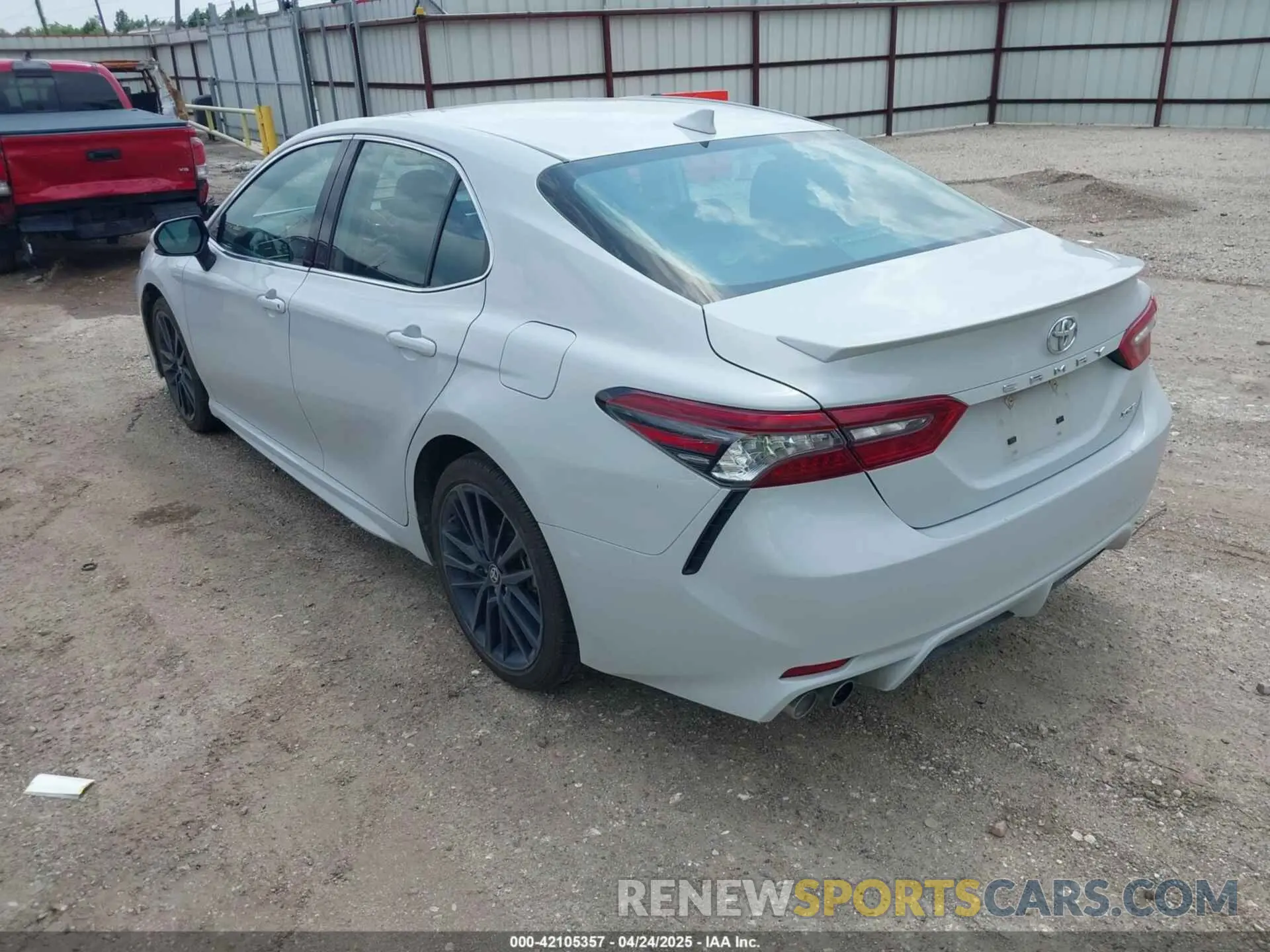 3 Photograph of a damaged car 4T1K61AK1PU173649 TOYOTA CAMRY 2023