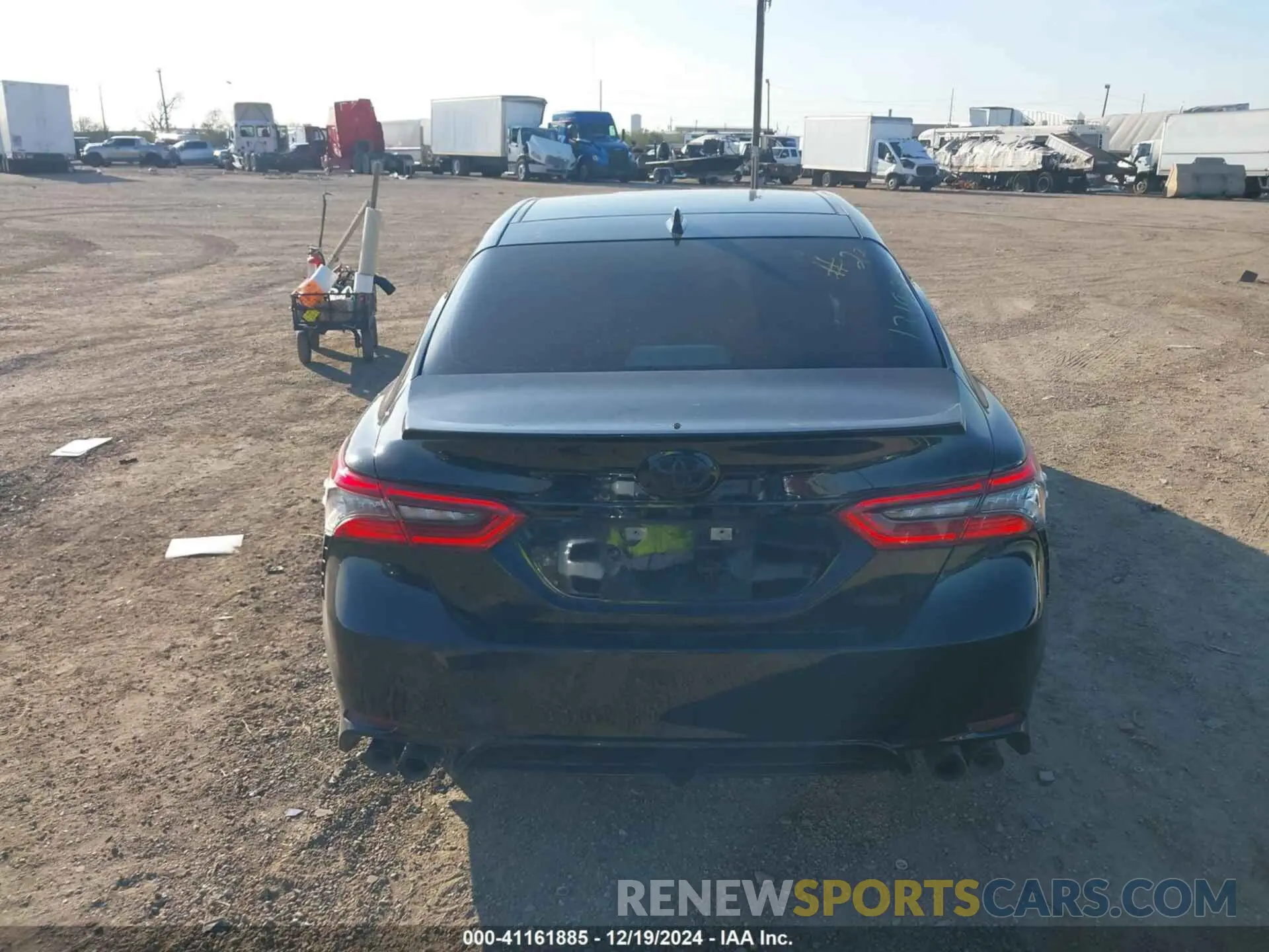 16 Photograph of a damaged car 4T1K61AK2PU758272 TOYOTA CAMRY 2023