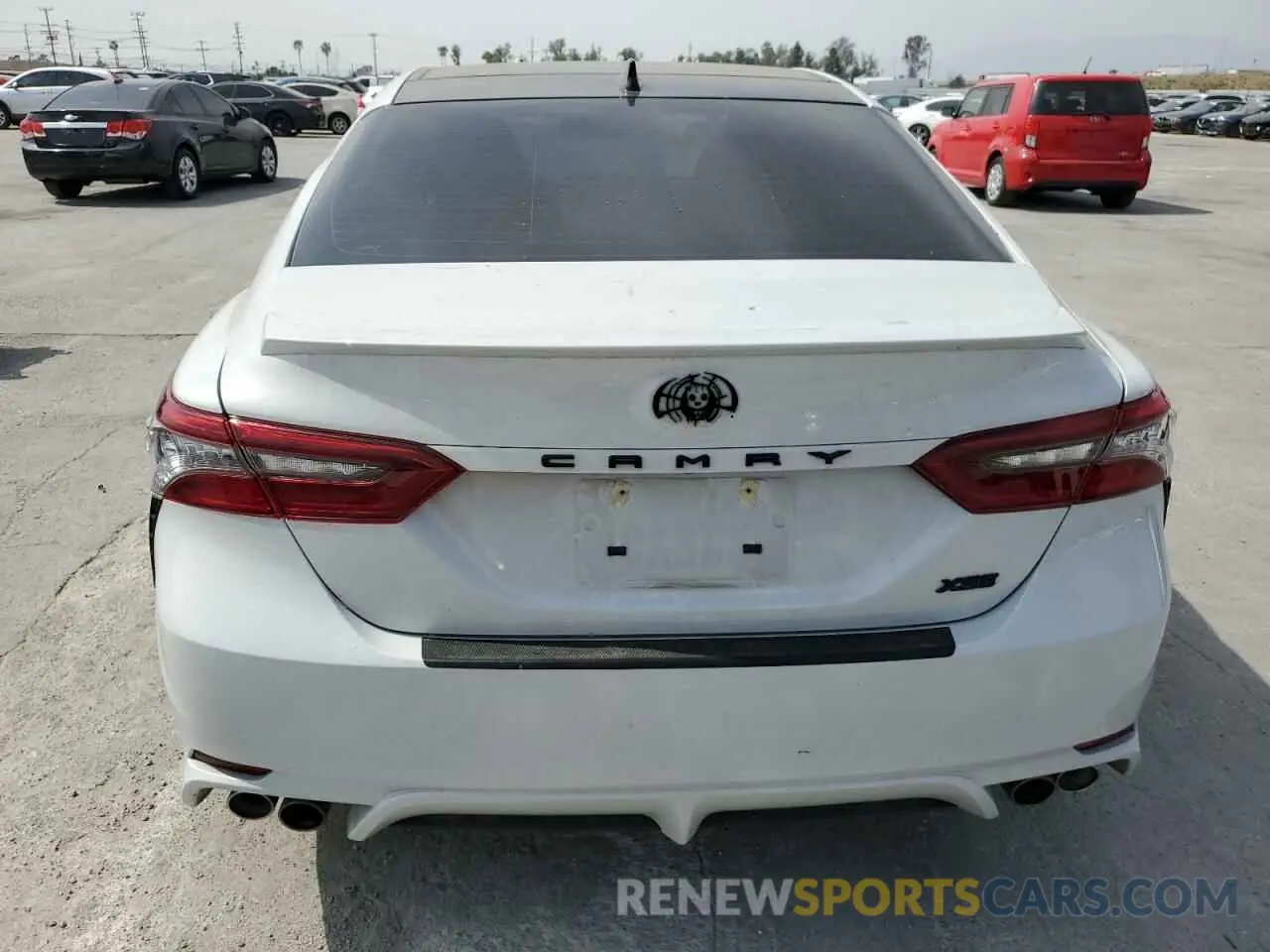 6 Photograph of a damaged car 4T1K61AK3PU086304 TOYOTA CAMRY 2023