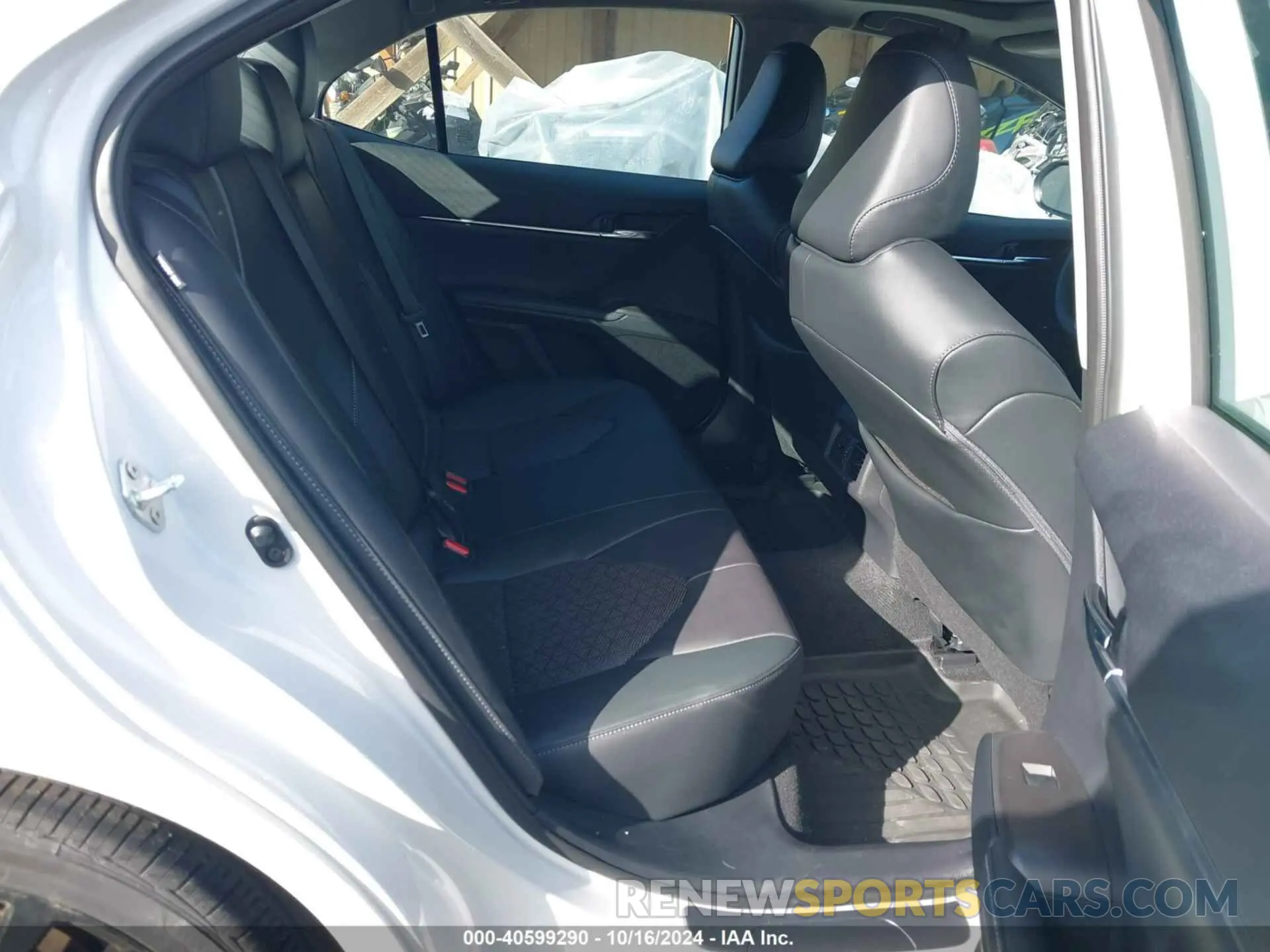 8 Фотография поврежденного автомобиля 4T1K61AK3PU137445 TOYOTA CAMRY 2023