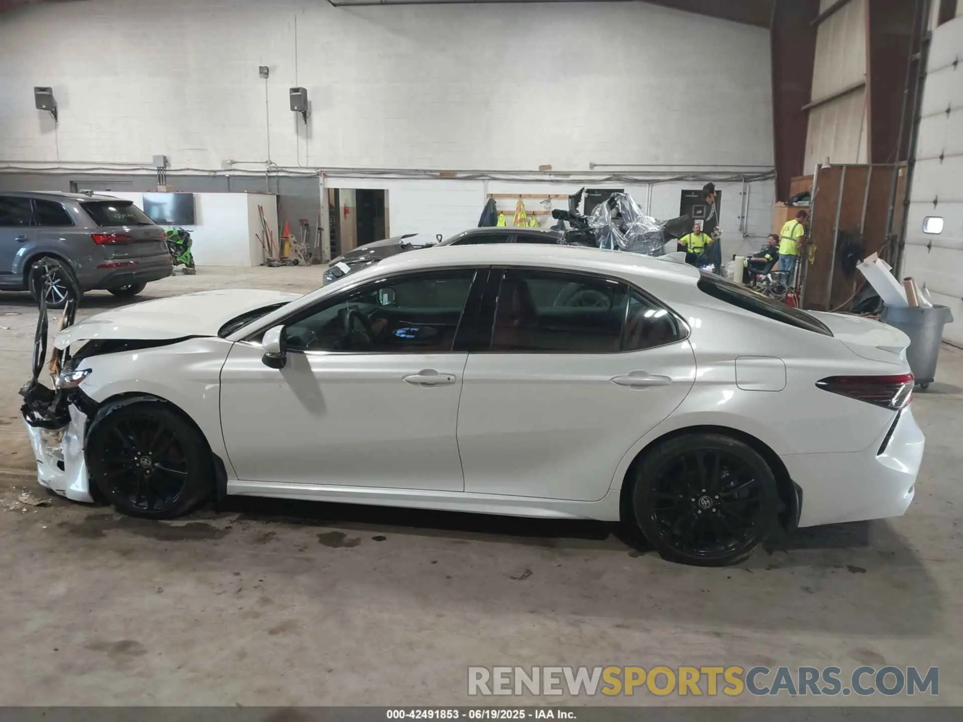14 Photograph of a damaged car 4T1K61AK4PU169448 TOYOTA CAMRY 2023