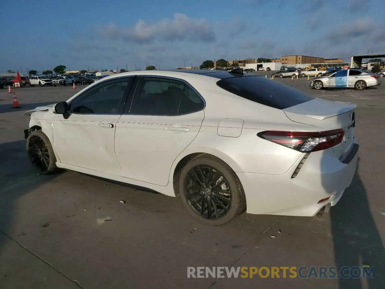 2 Фотография поврежденного автомобиля 4T1K61AK4PU172303 TOYOTA CAMRY 2023