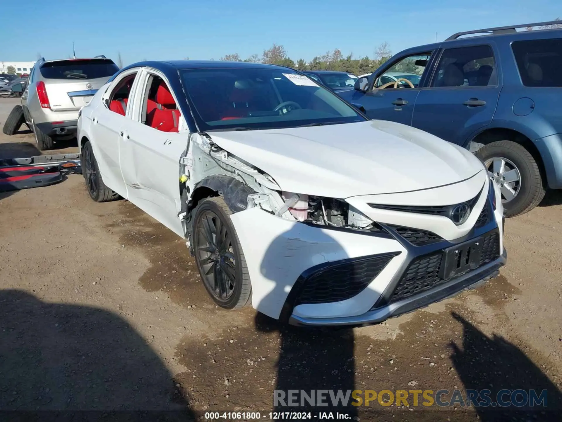 1 Photograph of a damaged car 4T1K61AK5PU122221 TOYOTA CAMRY 2023