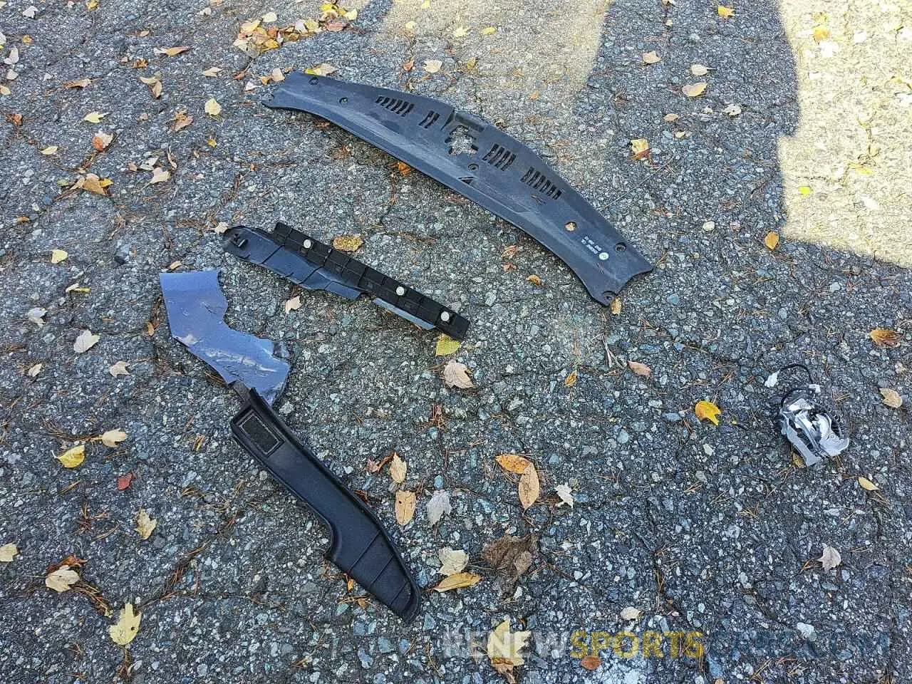 12 Photograph of a damaged car 4T1K61AK5PU737609 TOYOTA CAMRY 2023