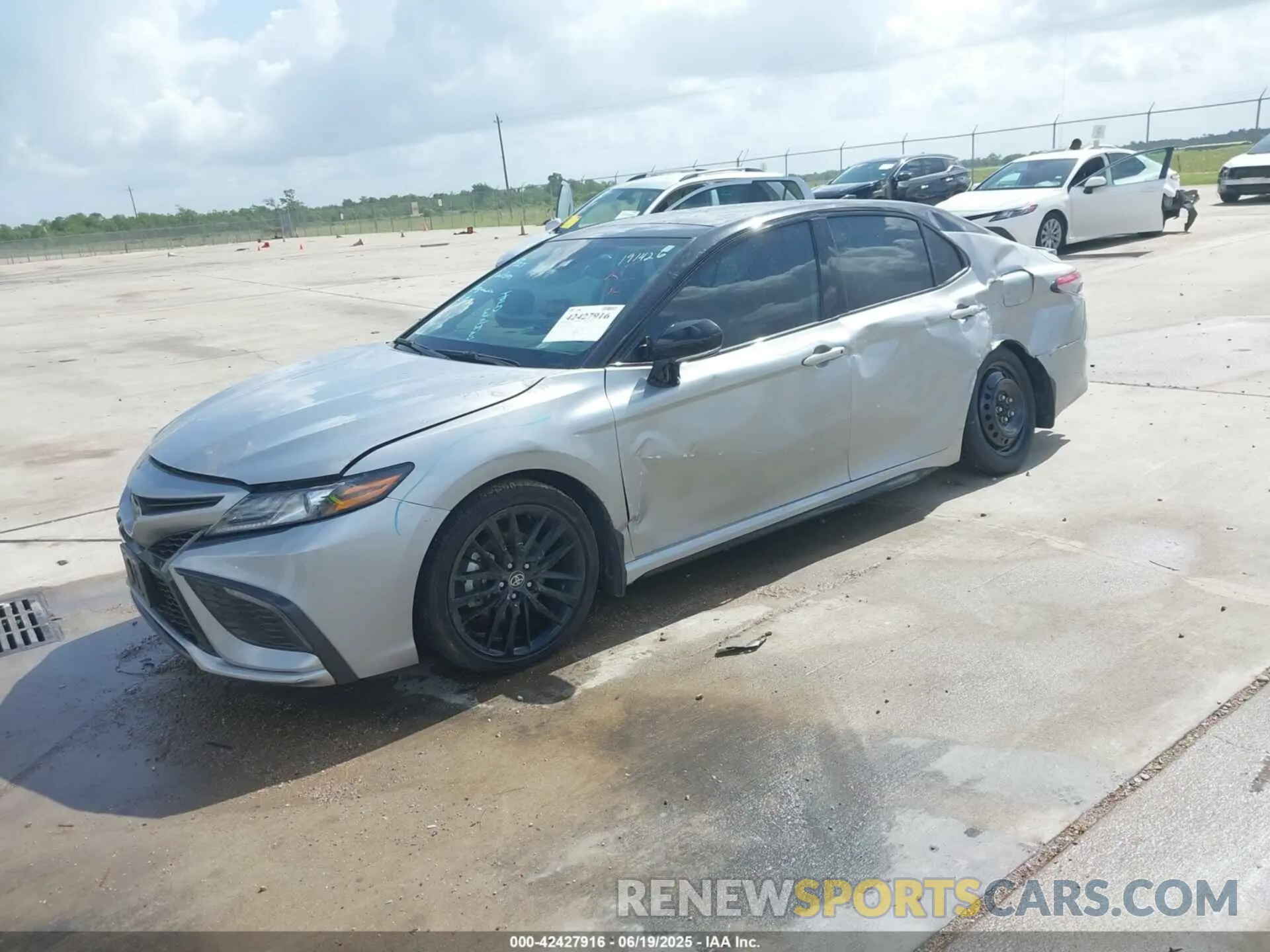 2 Фотография поврежденного автомобиля 4T1K61AK6PU079928 TOYOTA CAMRY 2023