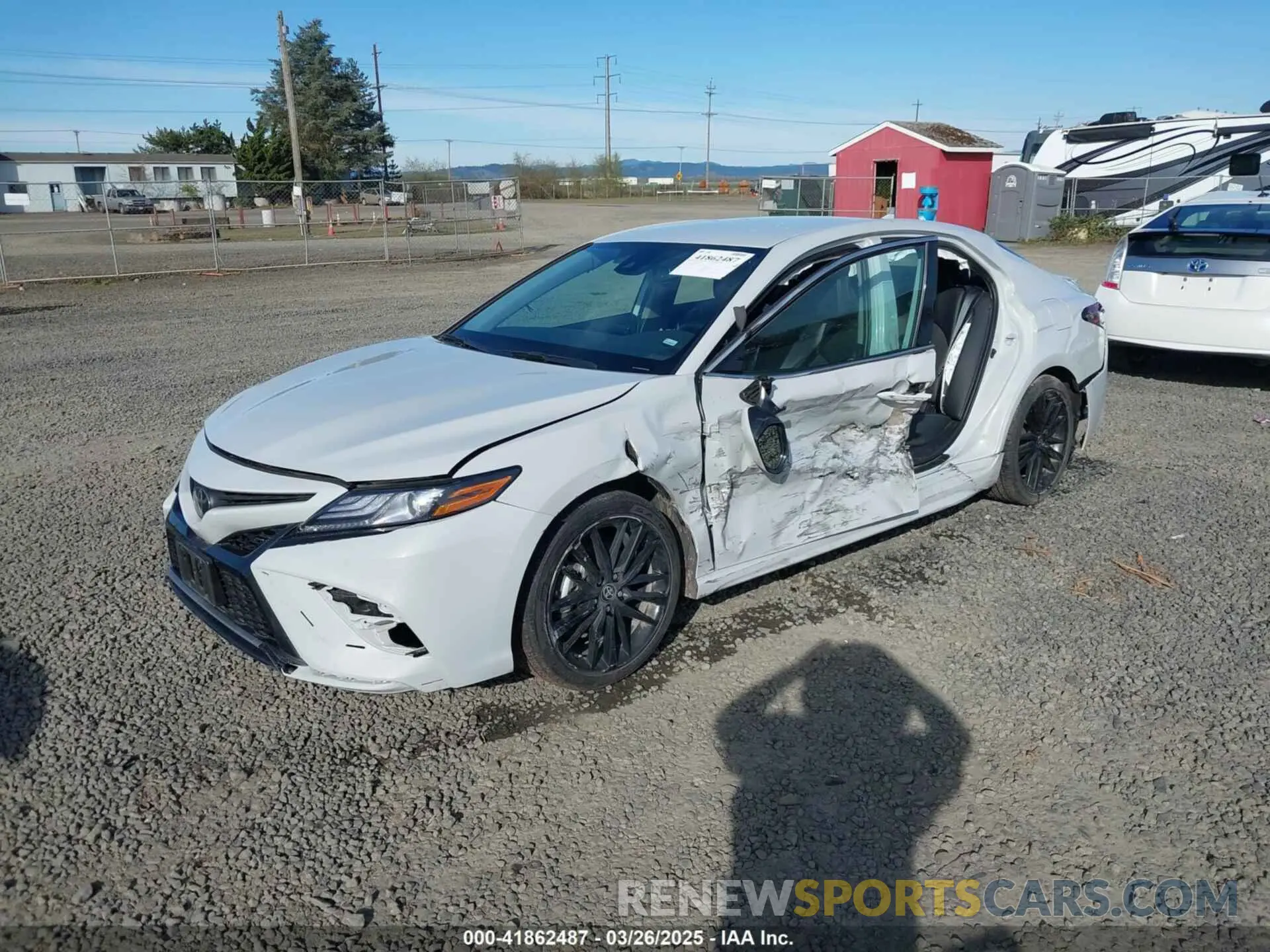 2 Фотография поврежденного автомобиля 4T1K61AK6PU187479 TOYOTA CAMRY 2023