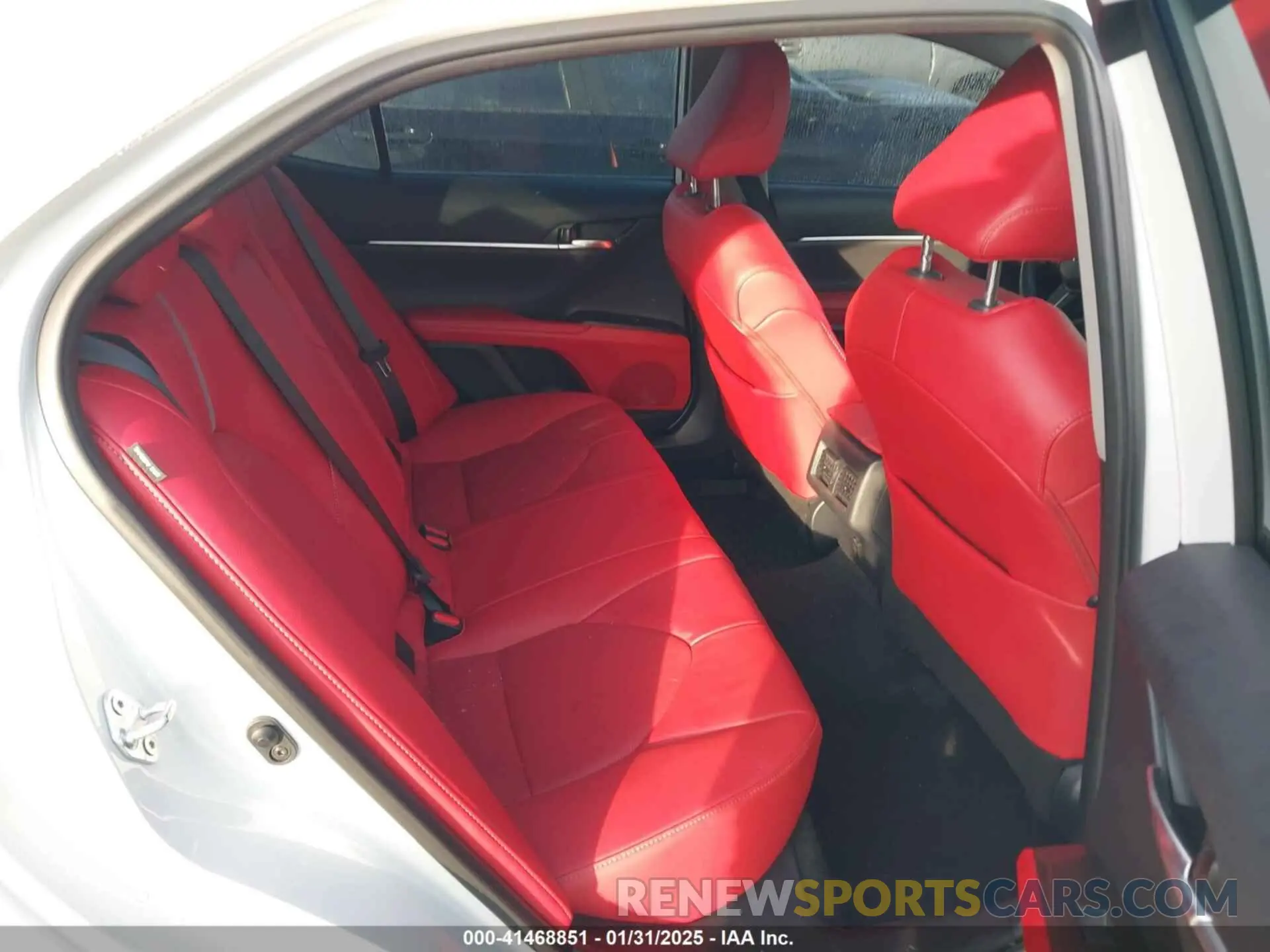 8 Фотография поврежденного автомобиля 4T1K61AK6PU759859 TOYOTA CAMRY 2023