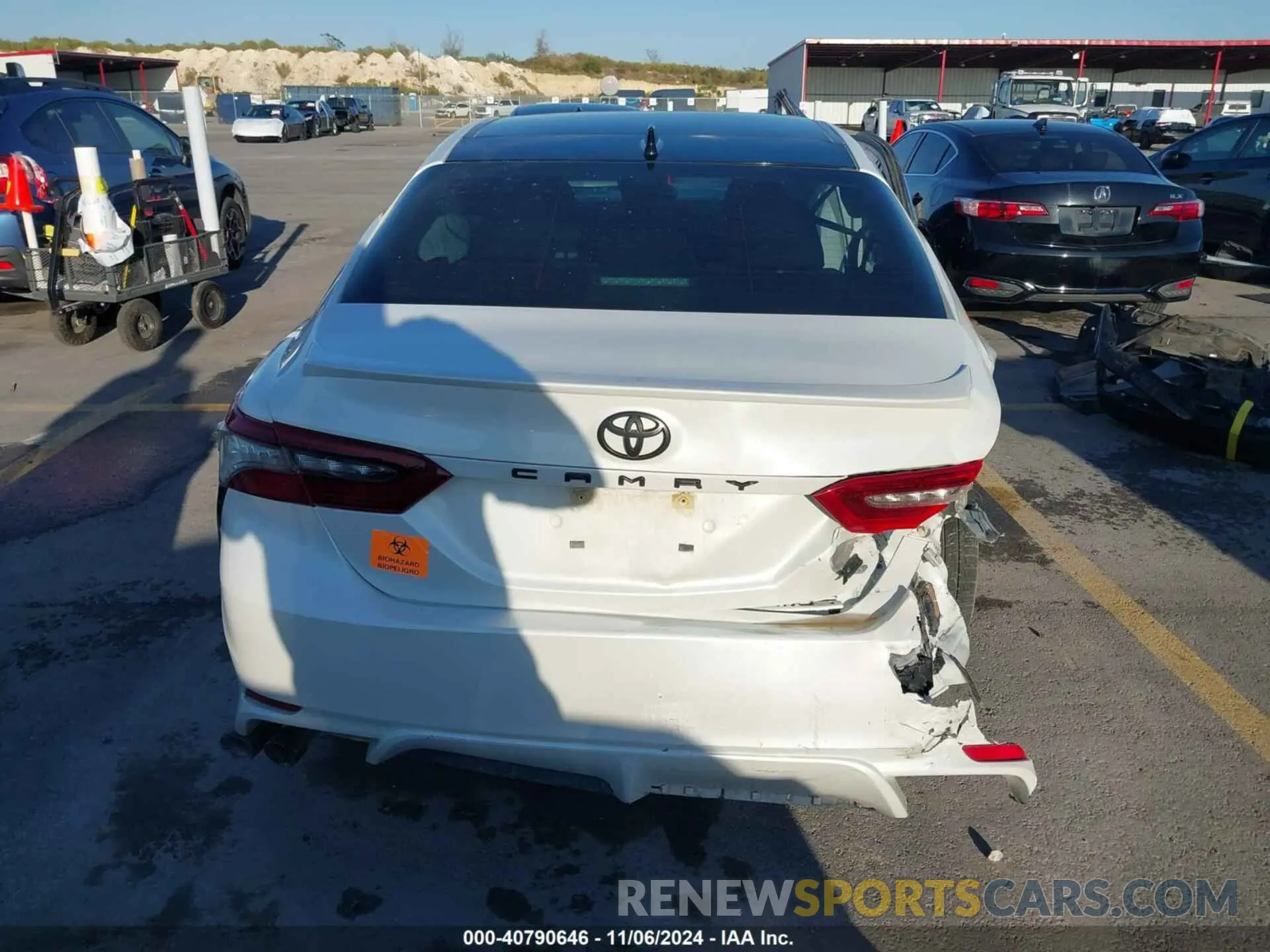 15 Photograph of a damaged car 4T1K61AK7PU092042 TOYOTA CAMRY 2023