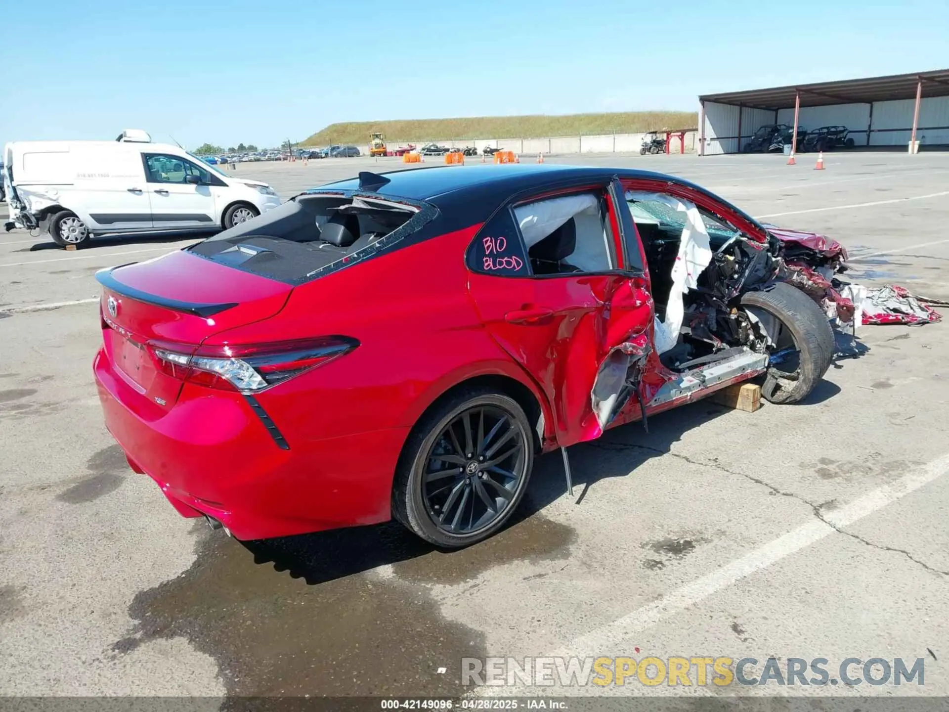 4 Photograph of a damaged car 4T1K61AK7PU153194 TOYOTA CAMRY 2023