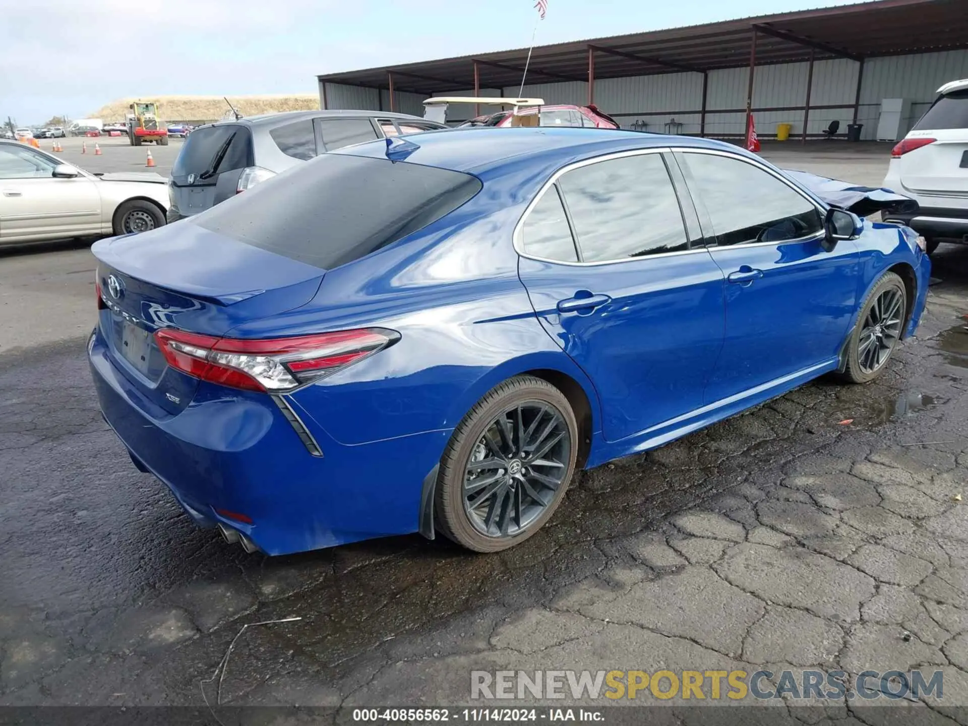 4 Photograph of a damaged car 4T1K61AK7PU174465 TOYOTA CAMRY 2023
