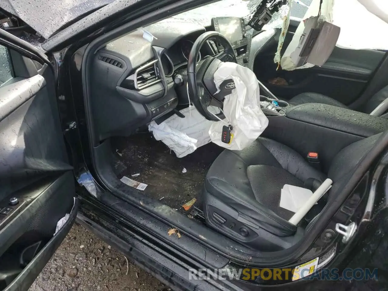 8 Photograph of a damaged car 4T1K61AK7PU794068 TOYOTA CAMRY 2023