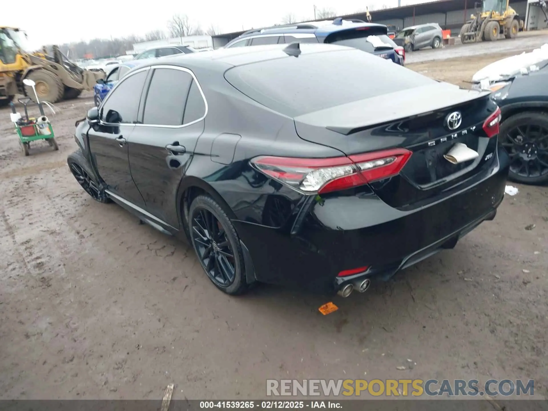 3 Photograph of a damaged car 4T1K61AK9PU100562 TOYOTA CAMRY 2023
