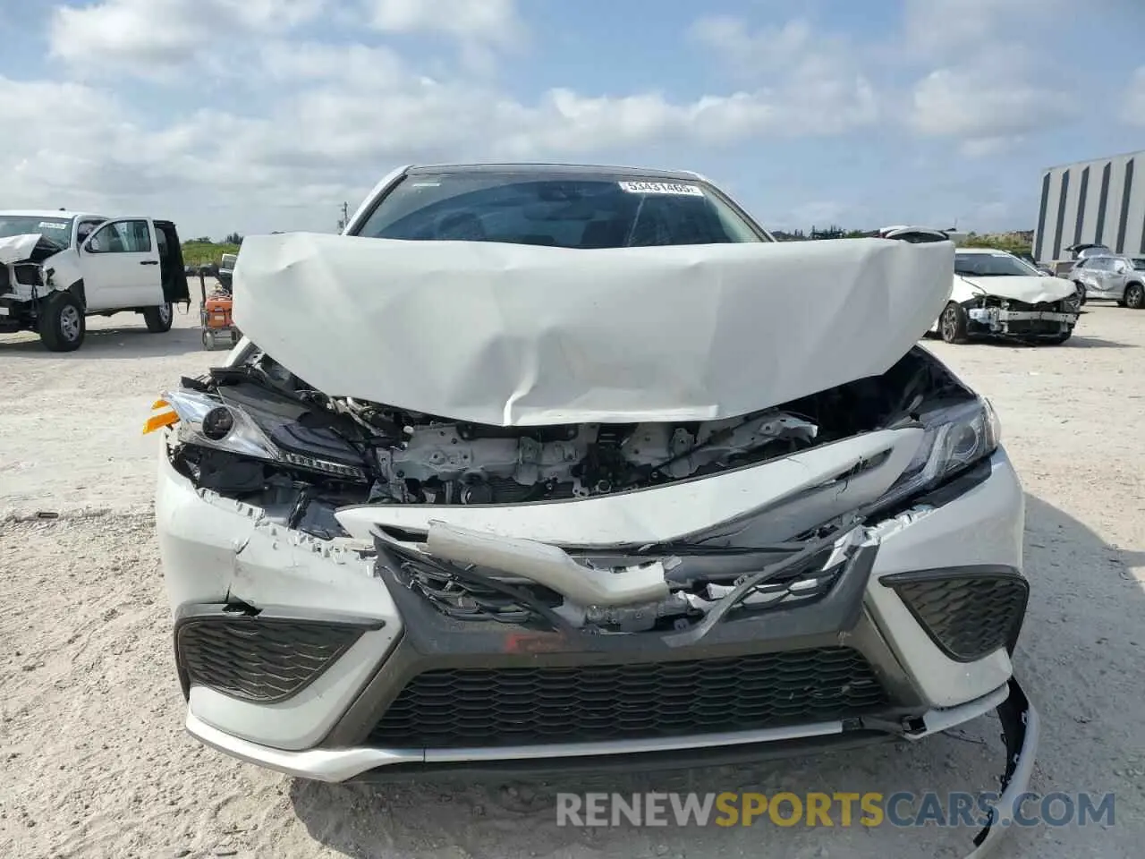 5 Photograph of a damaged car 4T1K61AK9PU165654 TOYOTA CAMRY 2023