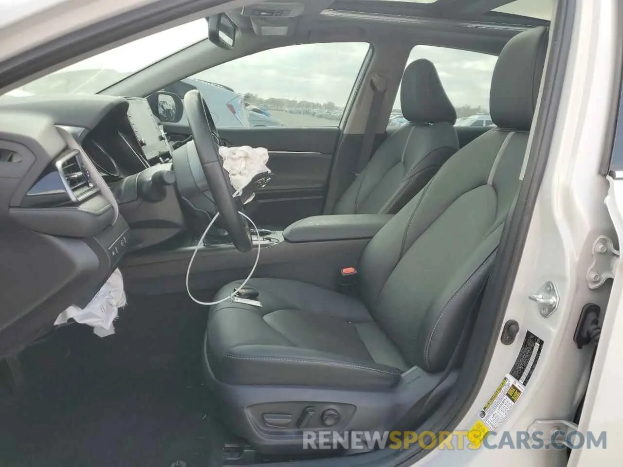 7 Photograph of a damaged car 4T1K61AK9PU165654 TOYOTA CAMRY 2023