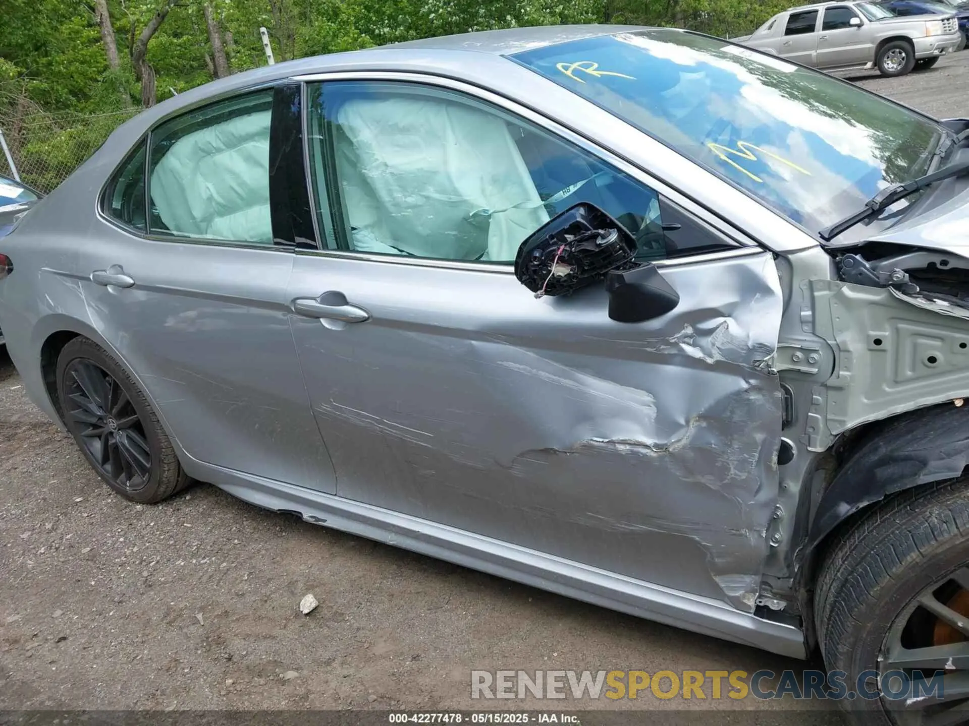 13 Photograph of a damaged car 4T1K61AK9PU763226 TOYOTA CAMRY 2023