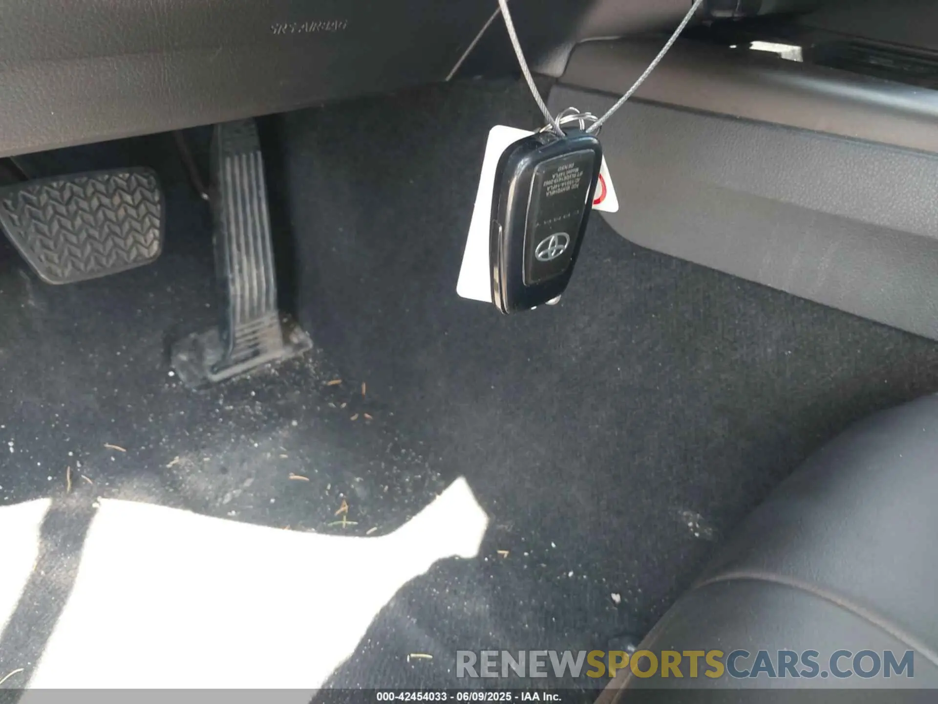 11 Photograph of a damaged car 4T1K61AKXPU174413 TOYOTA CAMRY 2023