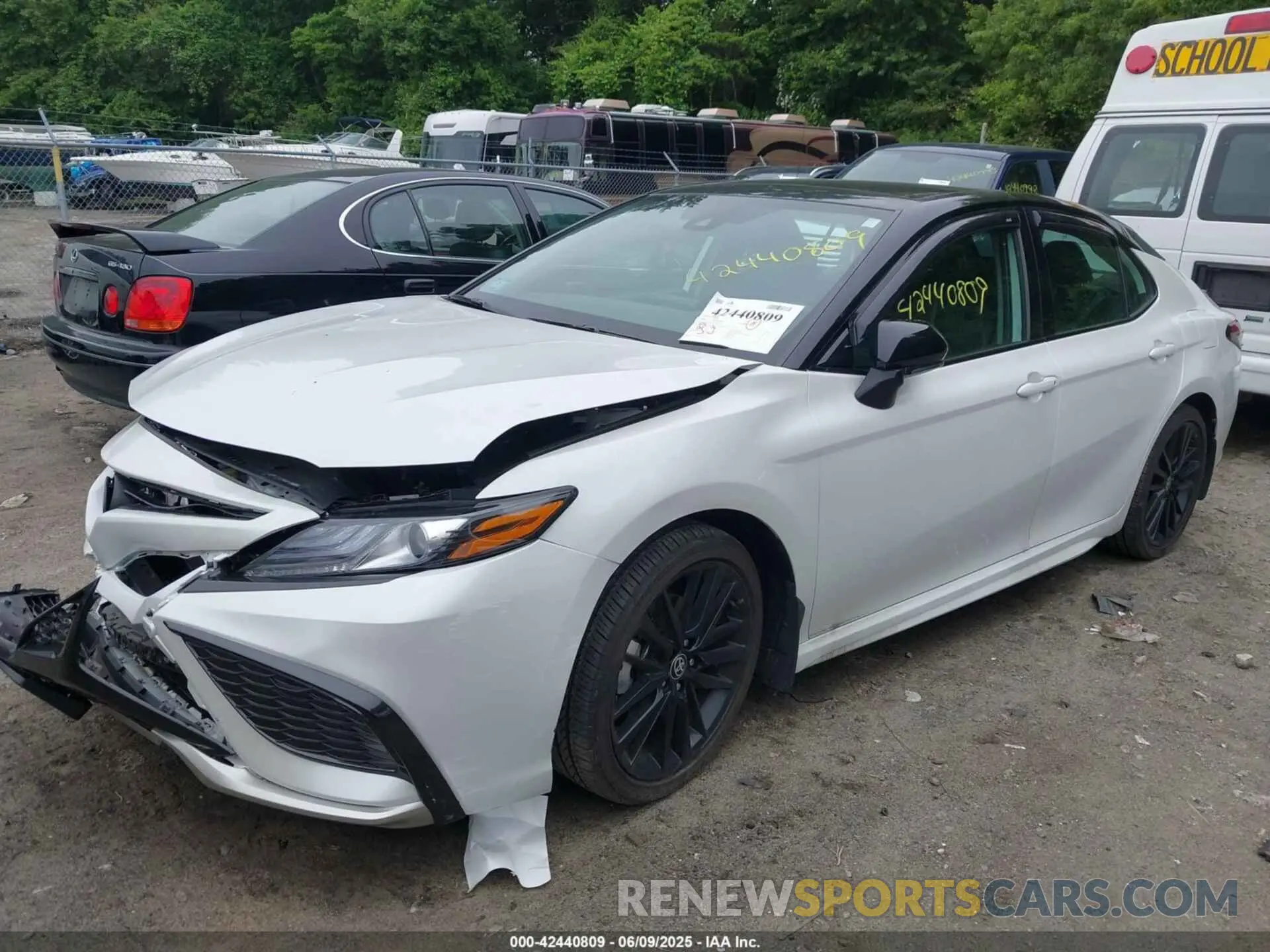2 Photograph of a damaged car 4T1K61BK0PU091992 TOYOTA CAMRY 2023