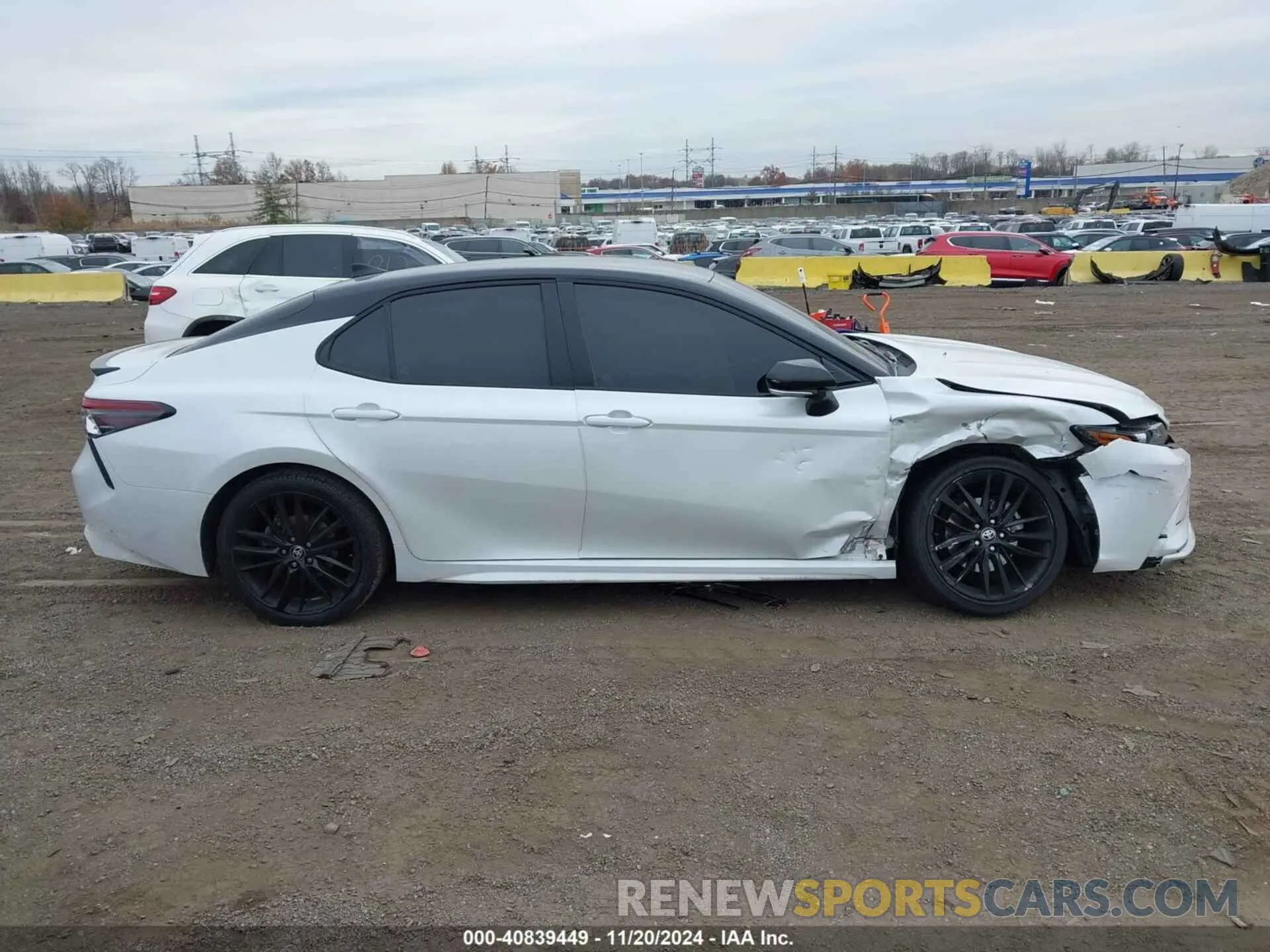 13 Фотография поврежденного автомобиля 4T1K61BK0PU096139 TOYOTA CAMRY 2023