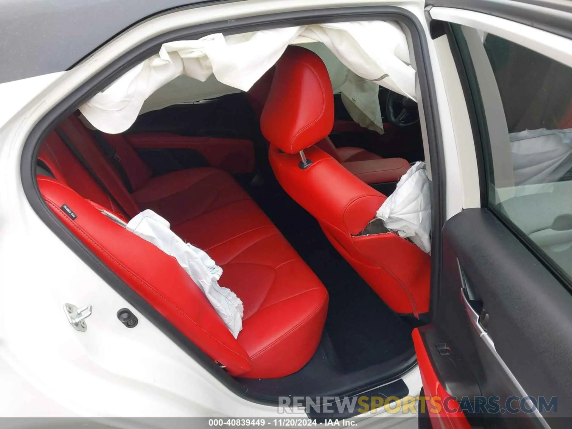 8 Фотография поврежденного автомобиля 4T1K61BK0PU096139 TOYOTA CAMRY 2023
