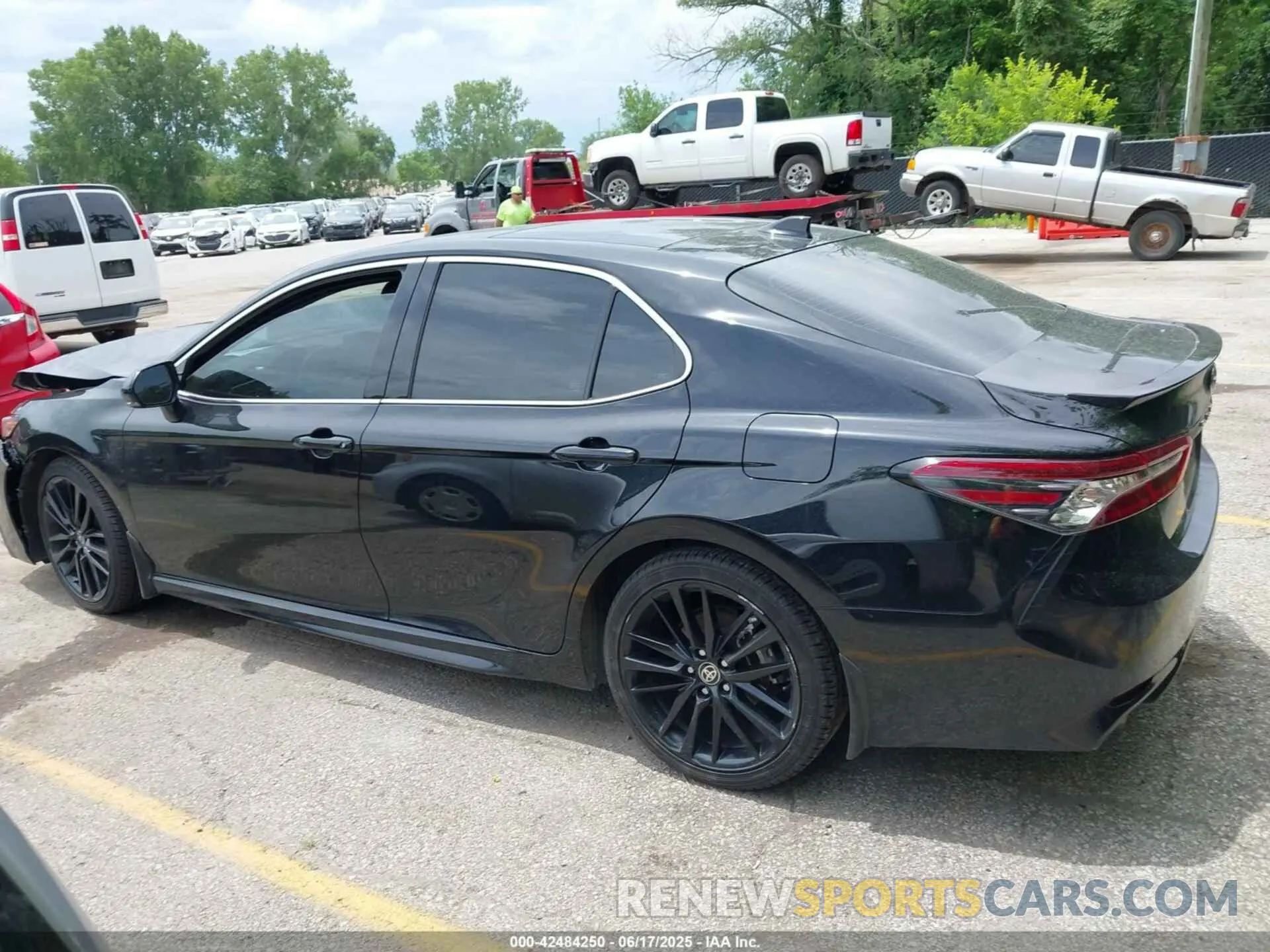 14 Photograph of a damaged car 4T1K61BK2PU088317 TOYOTA CAMRY 2023