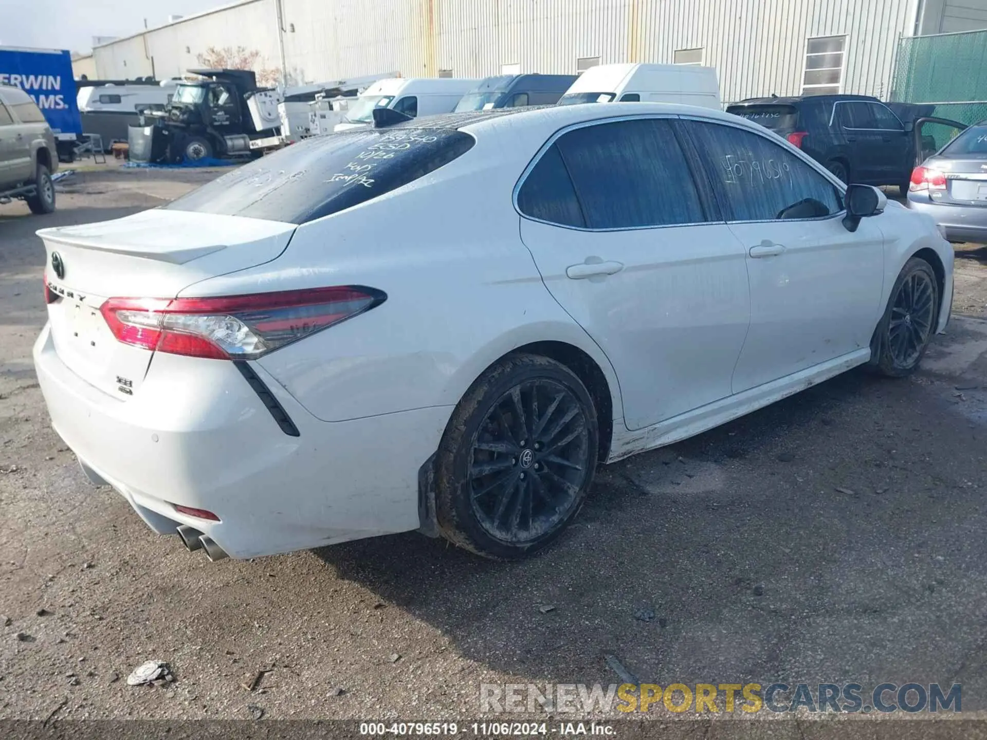 4 Фотография поврежденного автомобиля 4T1K61BK3PU089489 TOYOTA CAMRY 2023