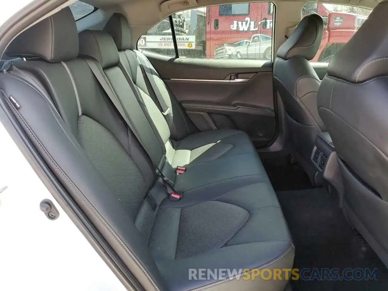 10 Фотография поврежденного автомобиля 4T1K61BK3PU105299 TOYOTA CAMRY 2023
