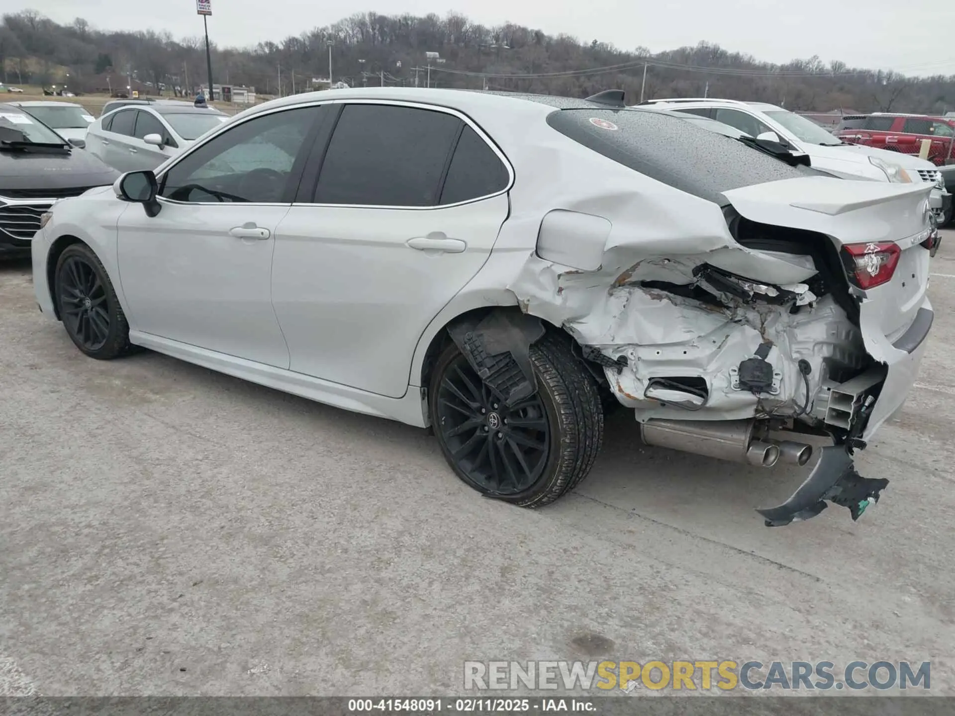 3 Фотография поврежденного автомобиля 4T1K61BK3PU105321 TOYOTA CAMRY 2023
